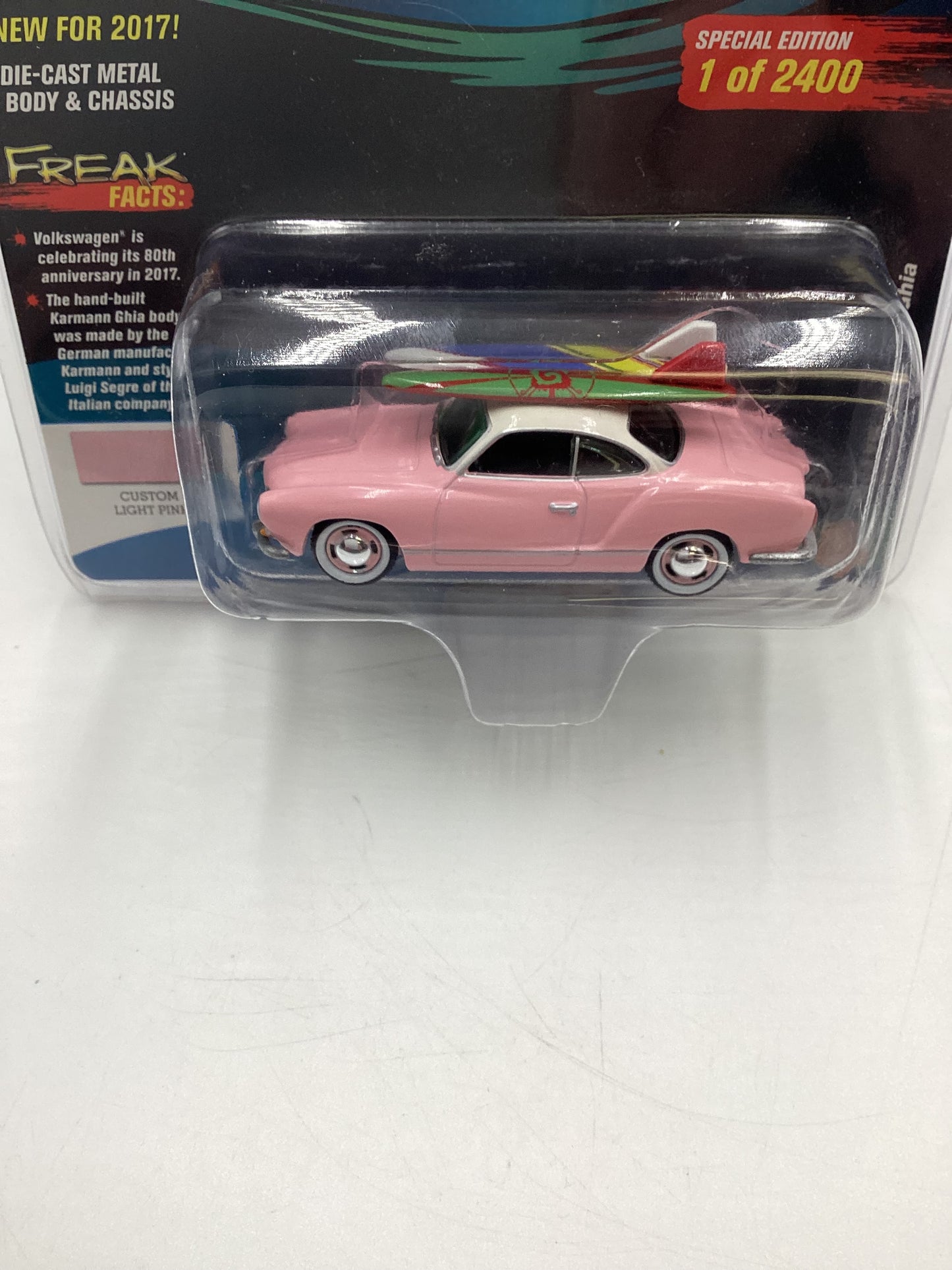 Johnny Lightning Mijo Exclusives Surf Rods 1/2400 1964 VW Karmann Ghia Pink