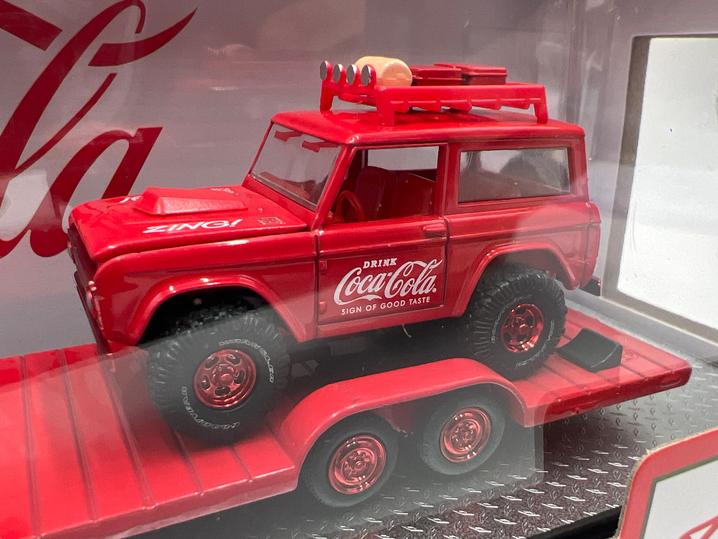 M2 Machines Auto Haulers CHASE Coca Cola 1972 Ford F-250 Explorer 4x4 & 1966 Ford Bronco TW11