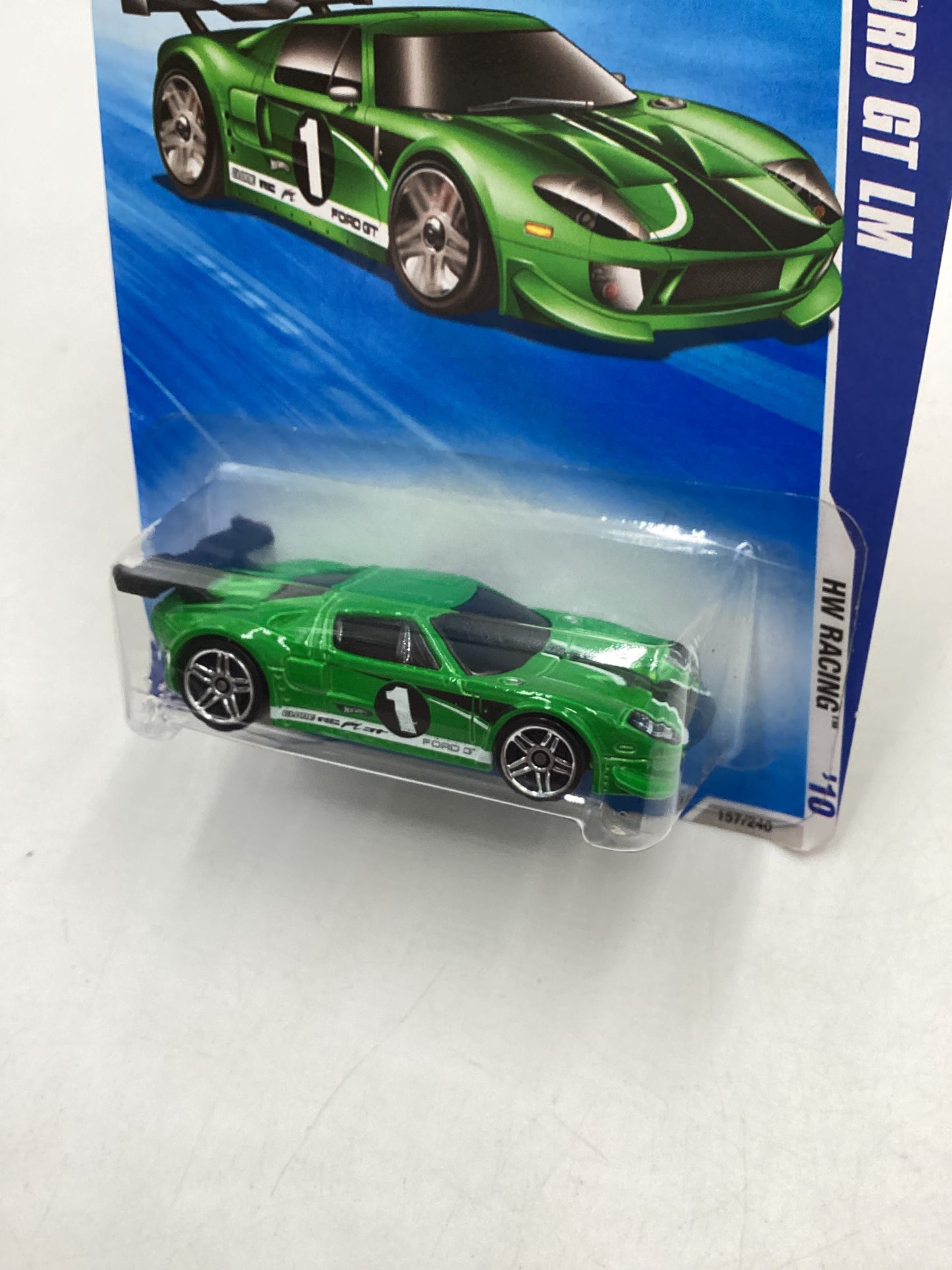 2010 Hot Wheels #157 Green Ford GT LM 30E