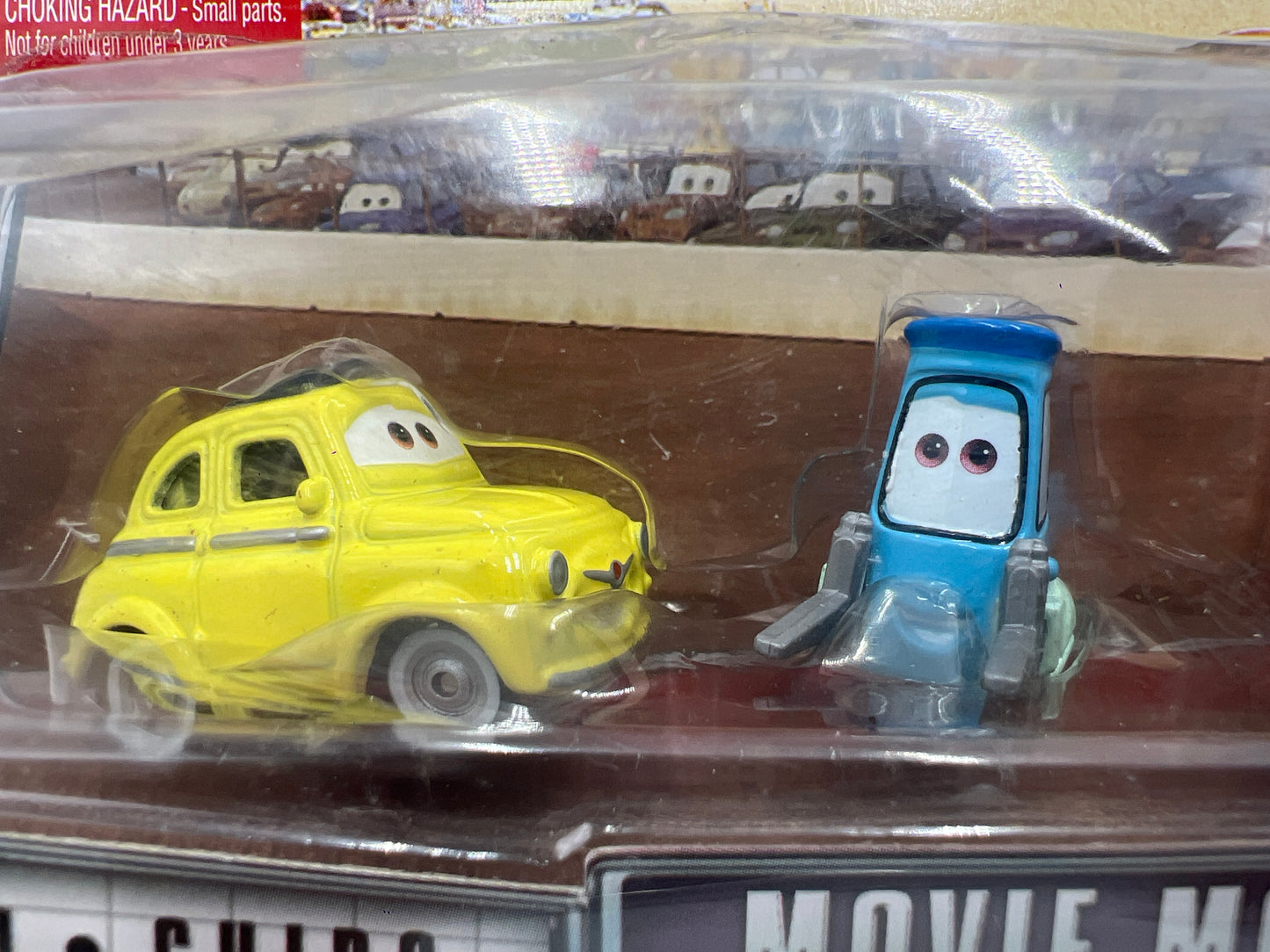 Disney Pixar The World Of Cars 2 Pack Movie Moments Luigi/Guido & Tractor 142D