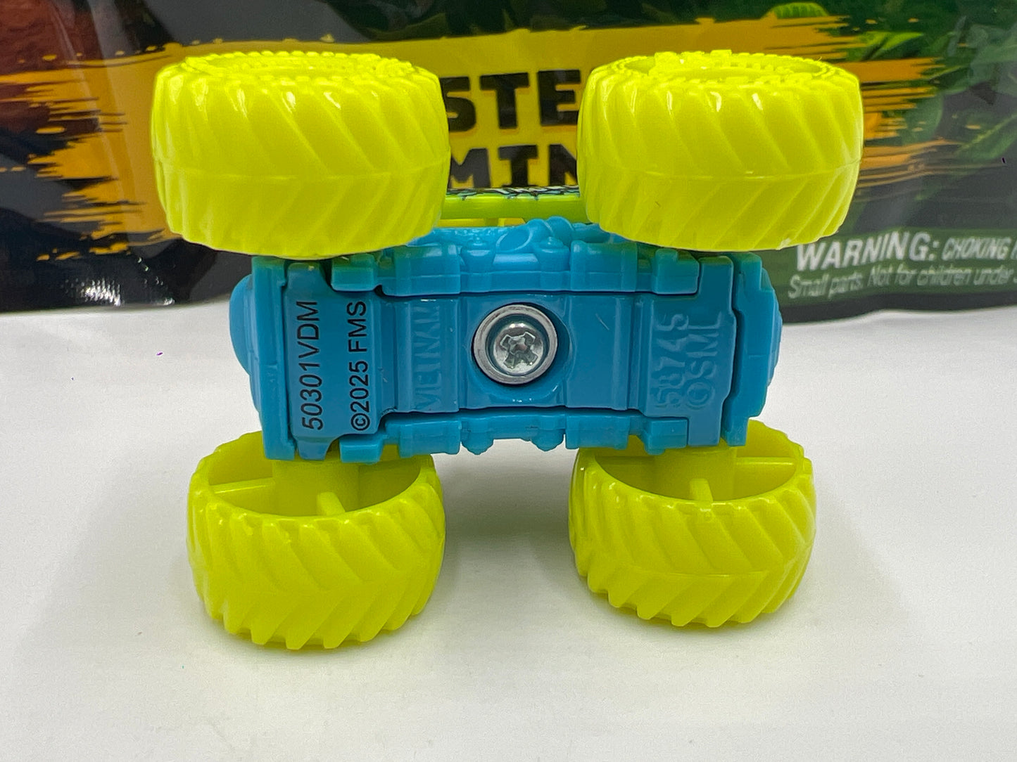 2025 Monster Jam Mini Series 19 CHASE #303 Blue Thunder