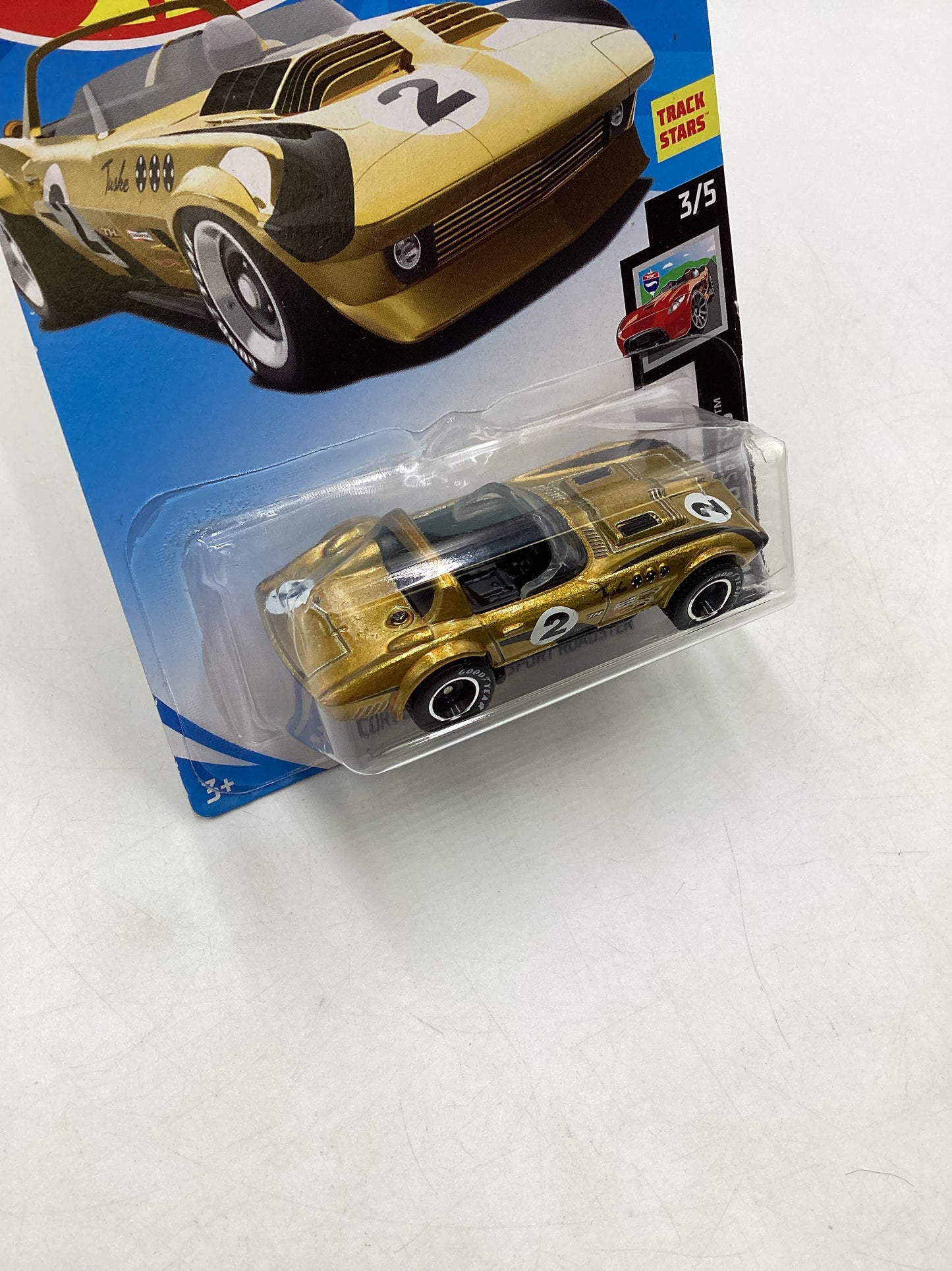 2019 Hot wheels Super treasure hunt #53 Corvette Grand Sport Roadster Gold W/Protector *Crushed Blister*