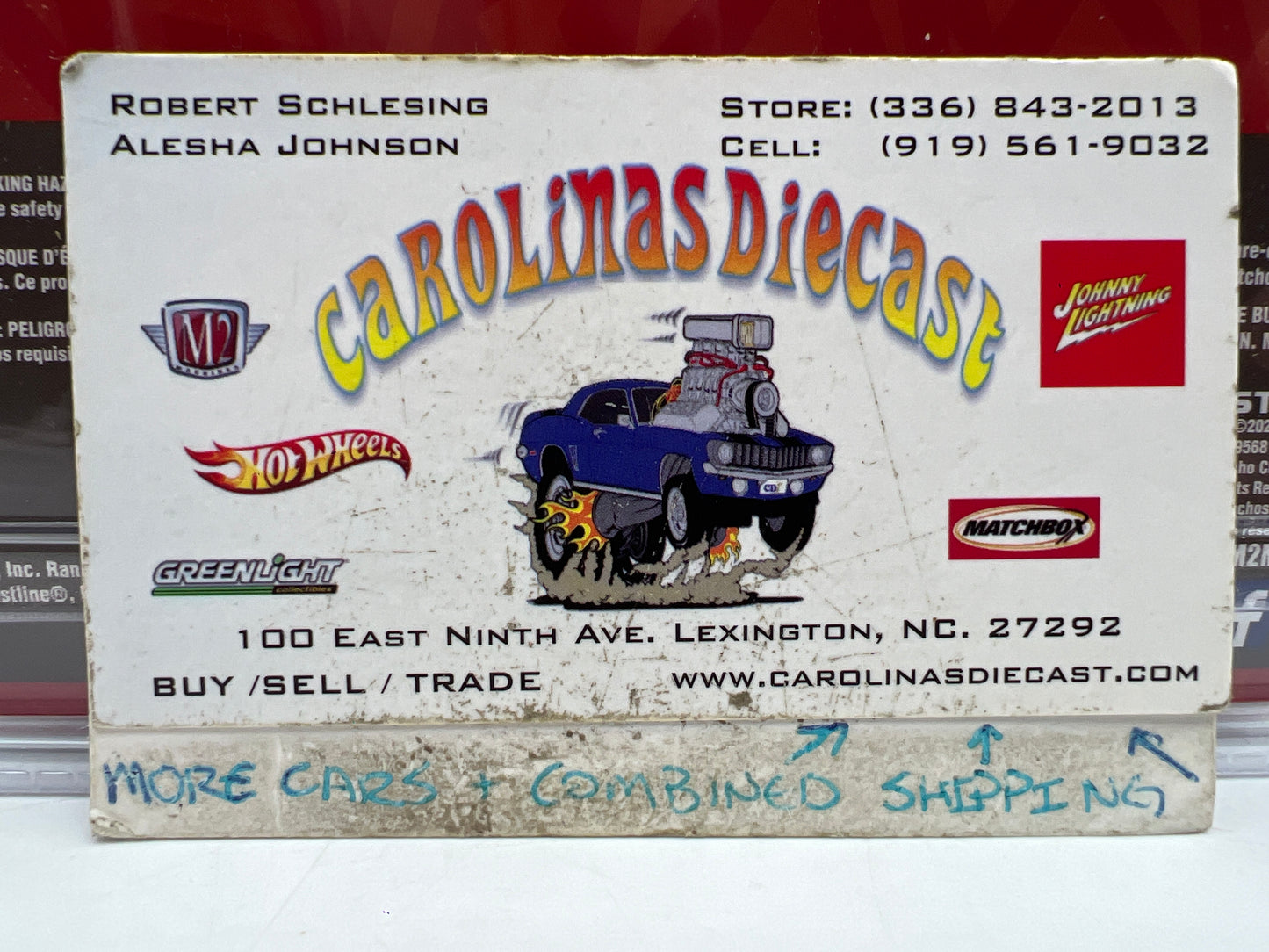 M2 Machines Diorama R20 CHASE 1967 VW Beetle Deluxe USA Model