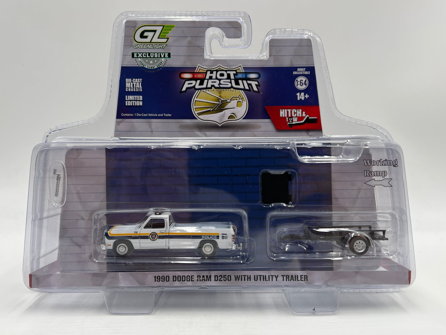 Greenlight Hobby Exclusive Hitch & Tow Hot Pursuit 1990 Dodge Ram D250 W/Utility Trailer 186F