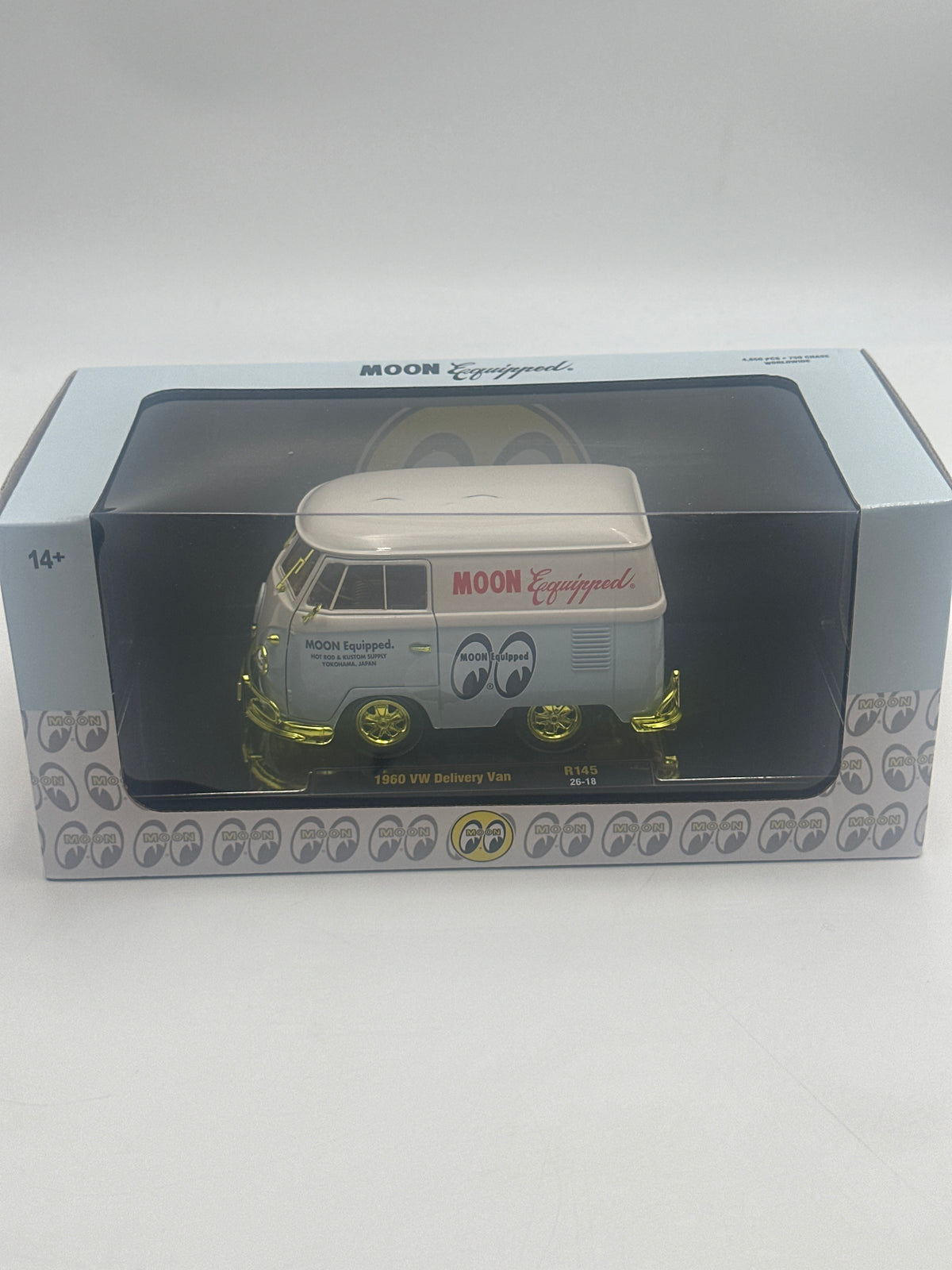 M2 Machines 1/24 CHASE 1960 VW Delivery Van Mooneyes R145