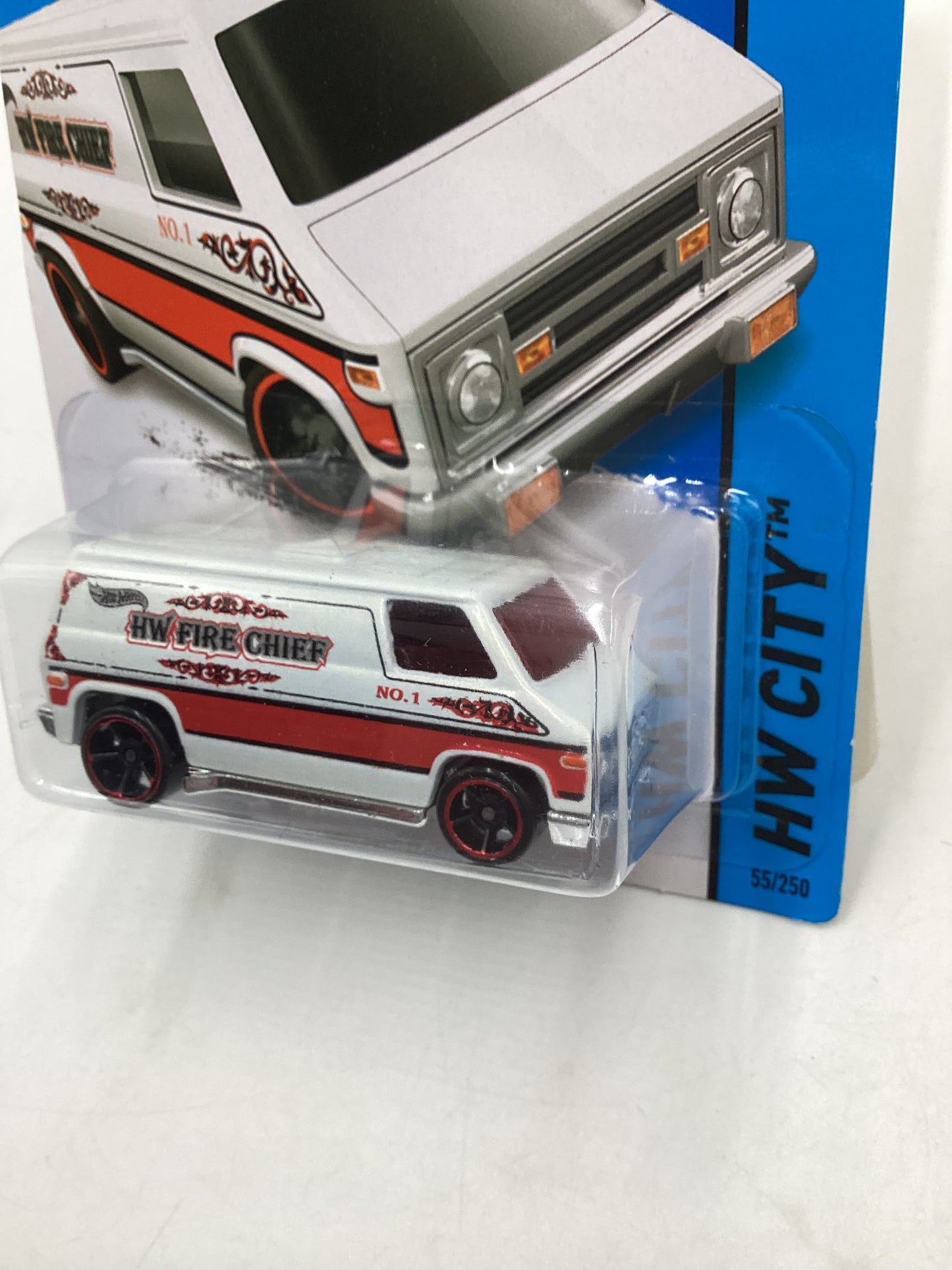 2015 Hot wheels HW City #55 Super Van White 14G