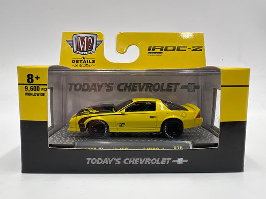 M2 Machines 1985 Chevrolet Camaro IROC-Z Yellow R70