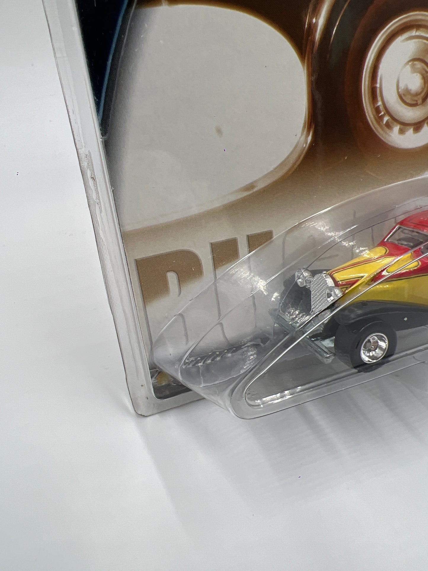 2002 Hot Wheels Auto Milestones 1933 Bugatti Red/Yellow SR