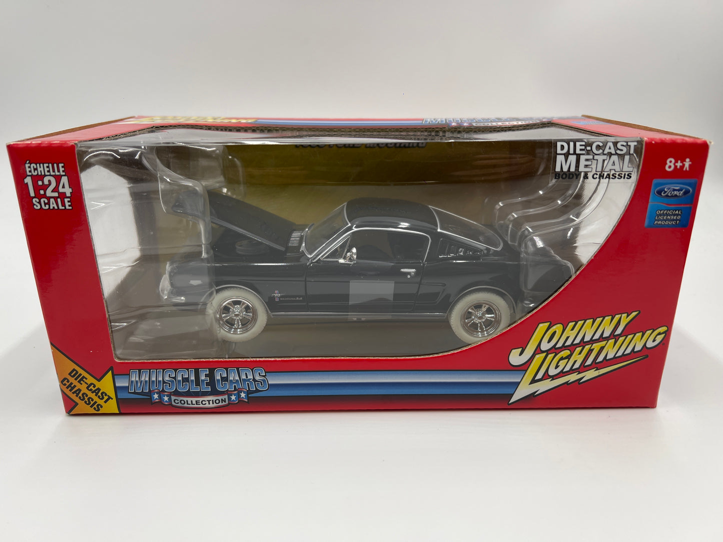 Johnny Lightning 1:24 Scale White Lightning Chase Muscle Cars 1965 Ford Mustang Black VHTF