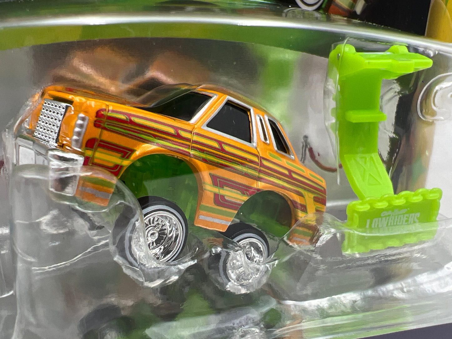 MGA Car Tuned Series 3 Show Glow Lowriders #6 78 Ford Thunderbird Orange