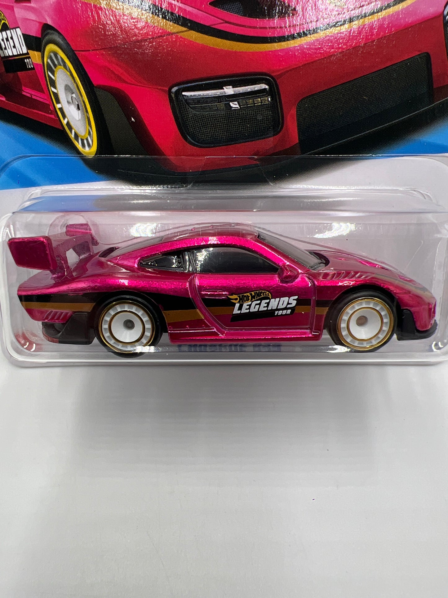 2025 Hot Wheels Legends Tour Porsche 935 Pink W/Protector & Wallet