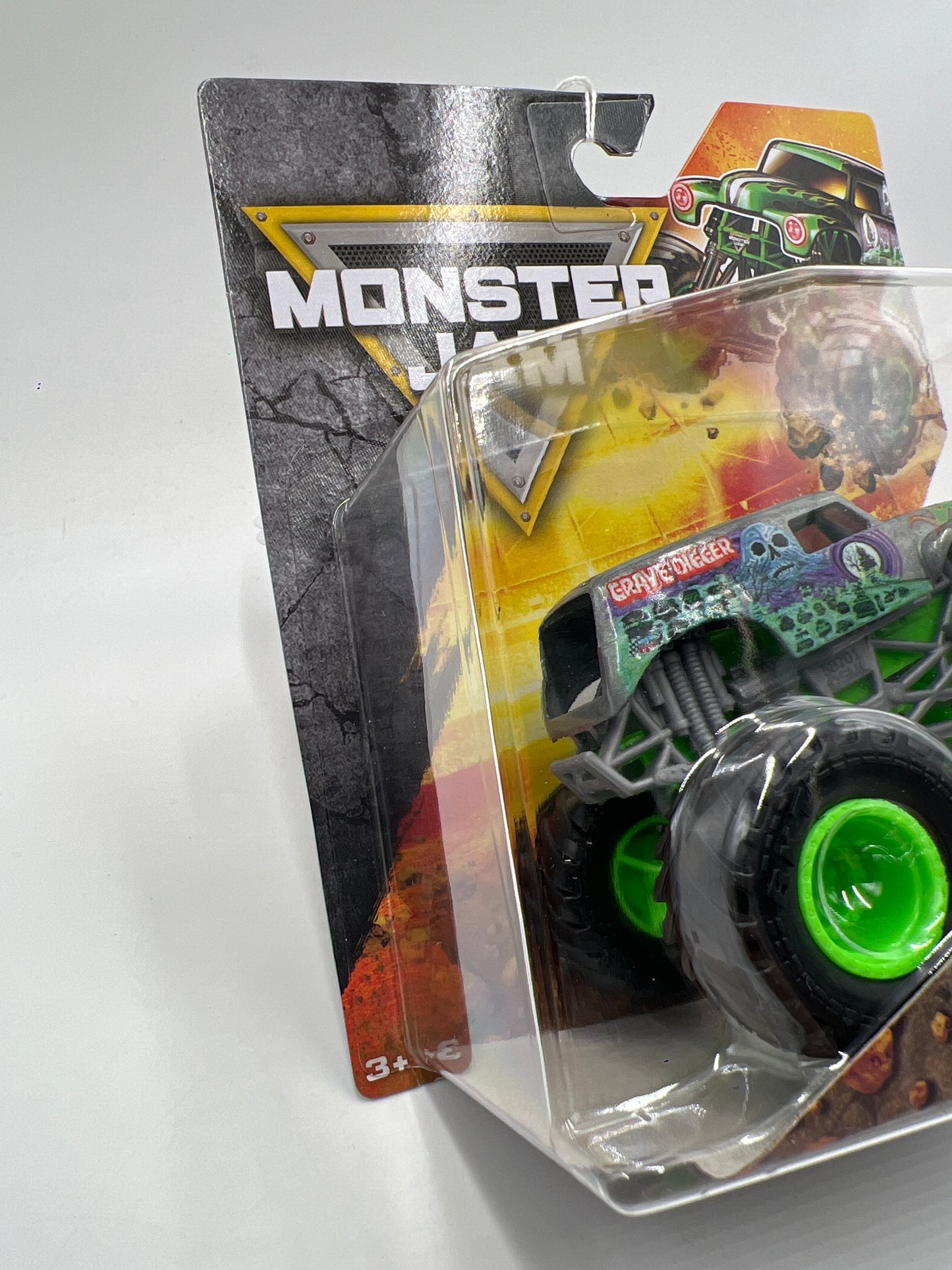 Monster Jam Series 1 Grave Digger Gray W/Green Wheels
