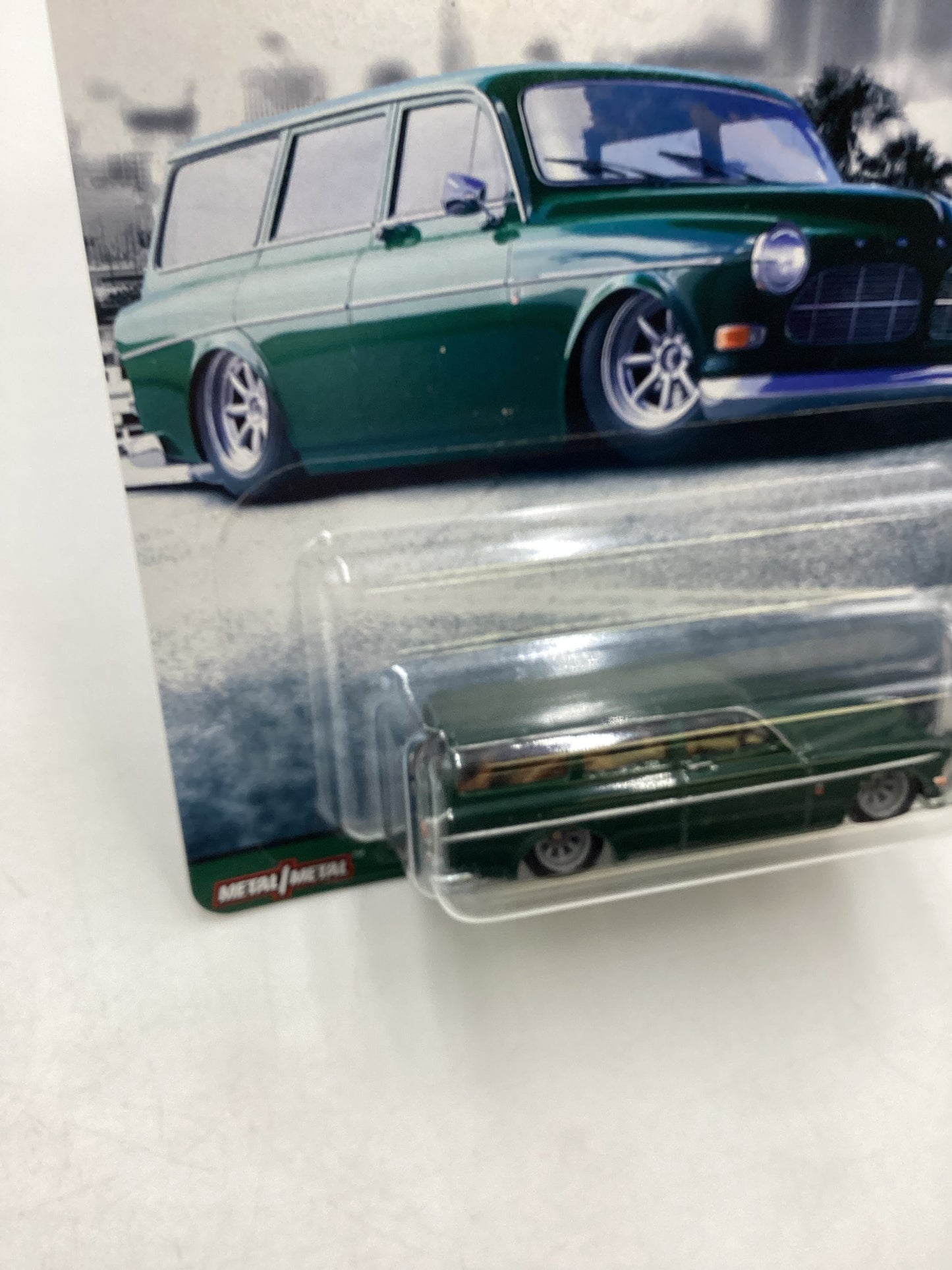 2021 Hot wheels Fast wagons 3/5 Volvo P220 Amazon Wagon 246J