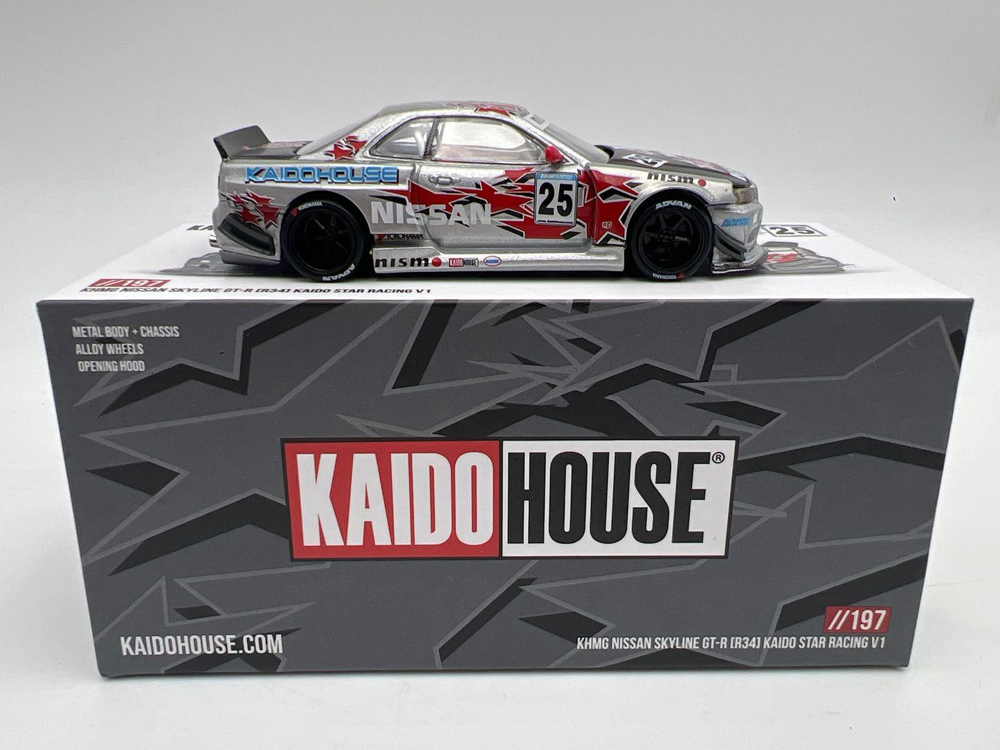 Mini GT Kaido House #197 Nissan Skyline GT-R R34 Kaido Star Racing V1