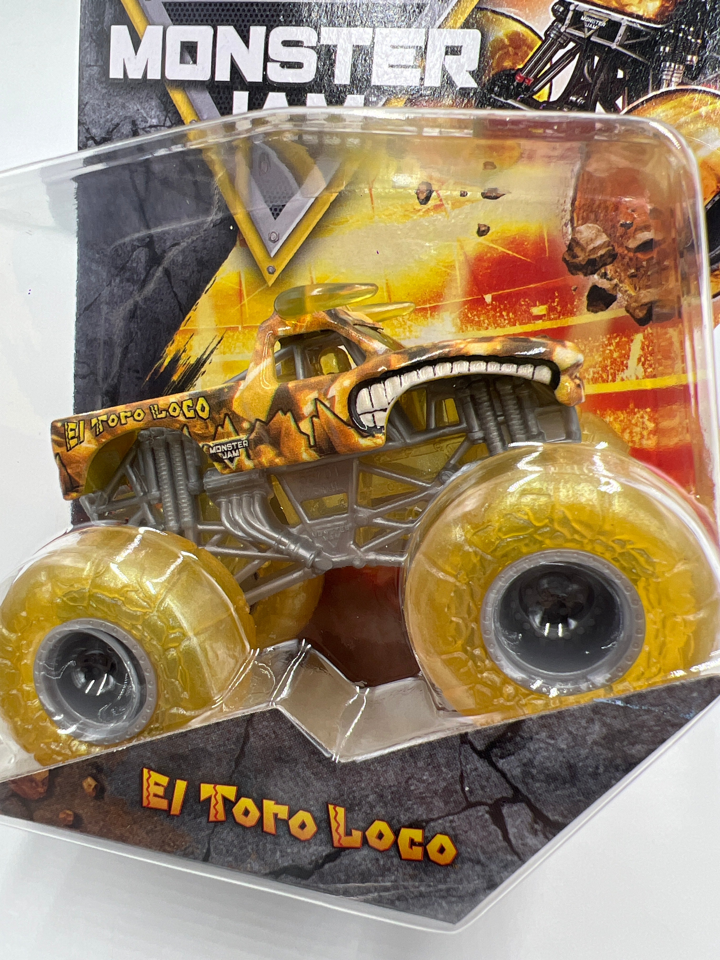 2025 Monster Jam Series 42 Collide-A-Scope El Toro Loco 128B