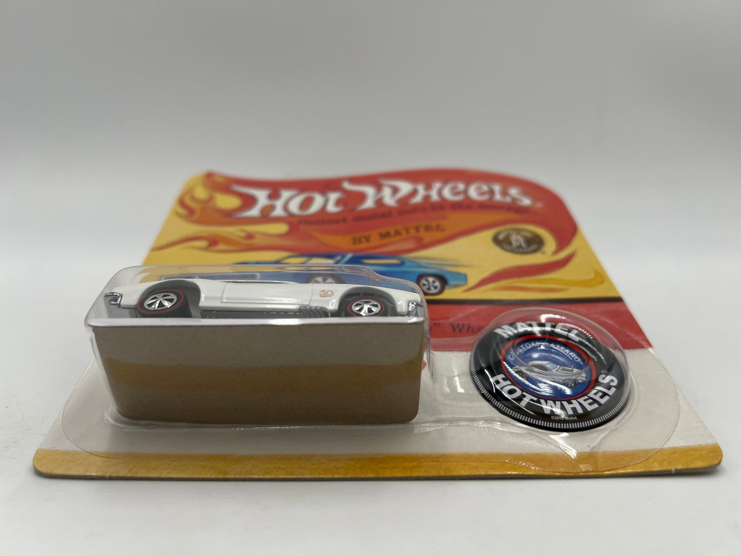 2018 Hot Wheels RLC #11326/12000 Custom Camaro White W/Protector