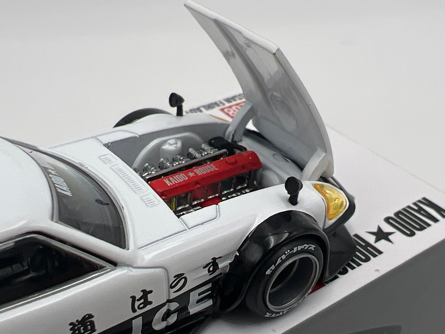 Mini GT Kaido House #208 Nissan Fairlady Z Kaido GT Police