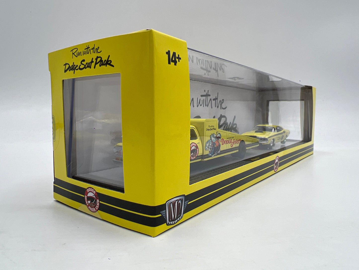 M2 Machines Auto Haulers 1974 Dodge Truck & 1971 Dodge Challenger R/T R88