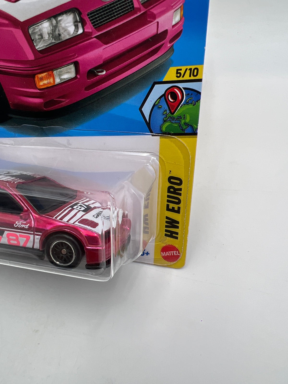 2026 Hot Wheels Super Treasure Hunt #116 87 Ford Sierra Cosworth Pink W/Protector