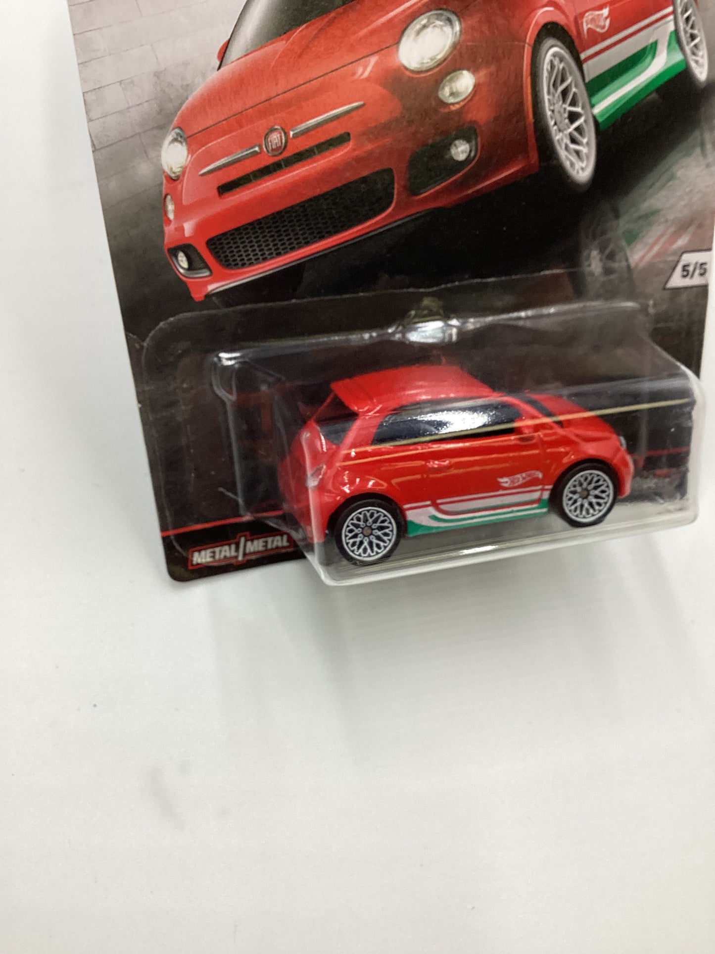 Hot Wheels Euro Style #5 Fiat 500 Bad Card 244O