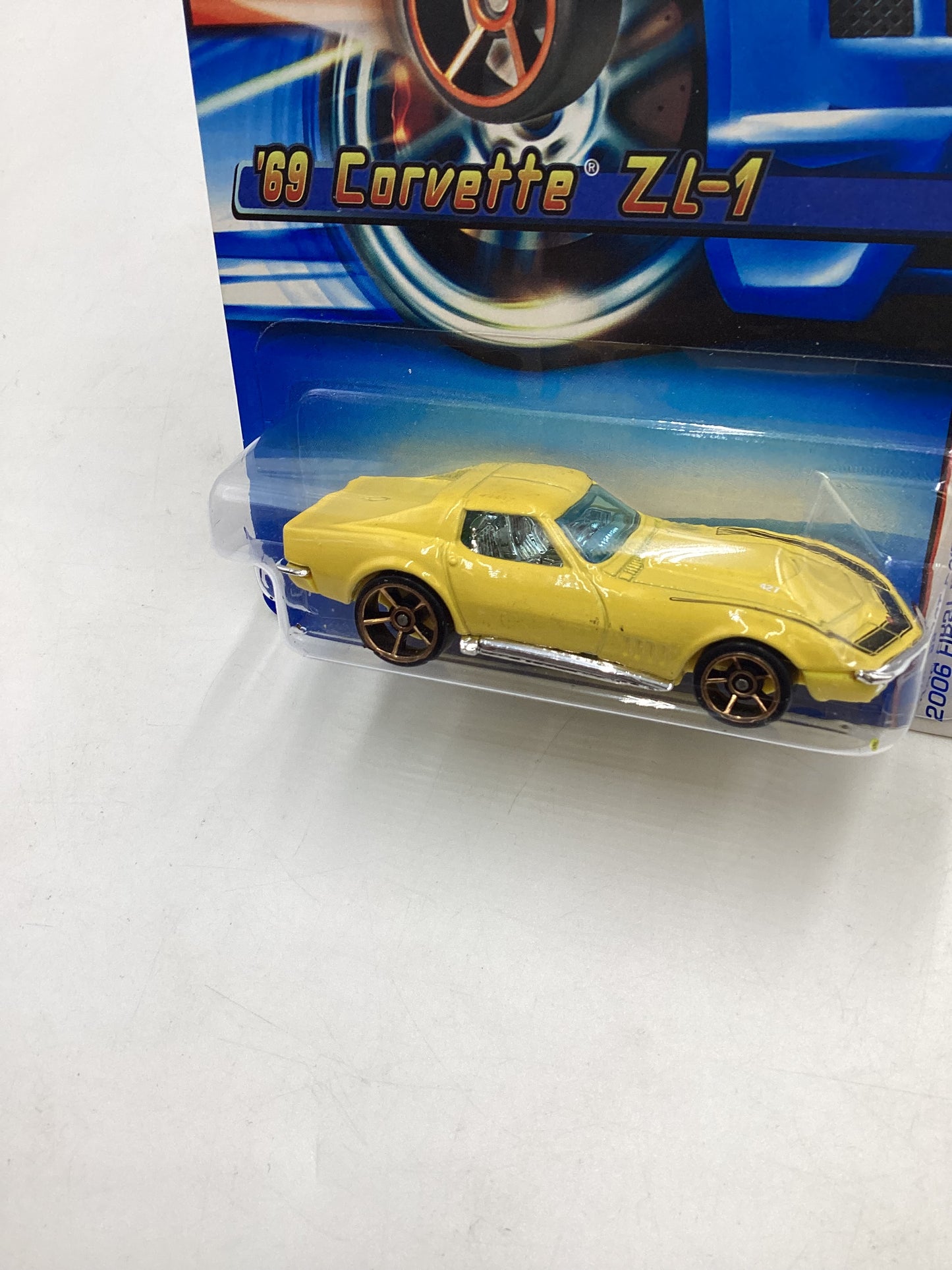 2006 Hot Wheels #07 FTE 69 Corvette ZL-1 15B