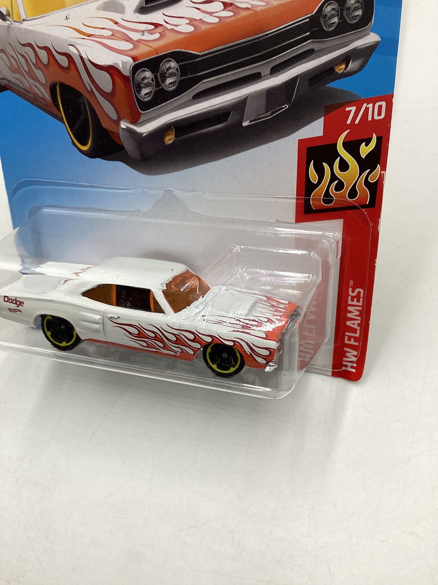 2018 Hot Wheels #086 White 69 Dodge Coronet Superbee 41A