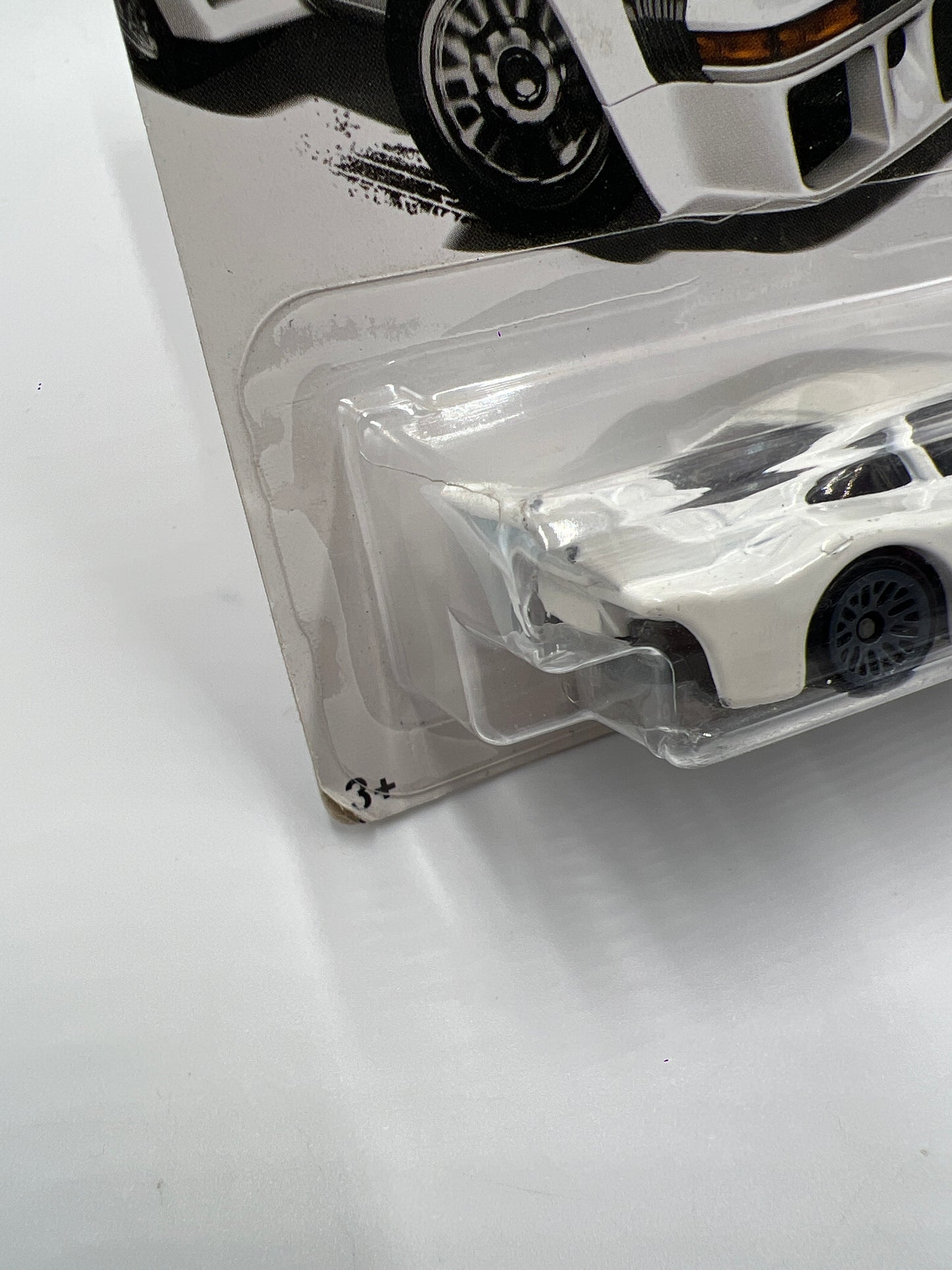 2017 Hot Wheels Factory Fresh #153 Porsche 934.5 White (Card Not Perfect) 98B