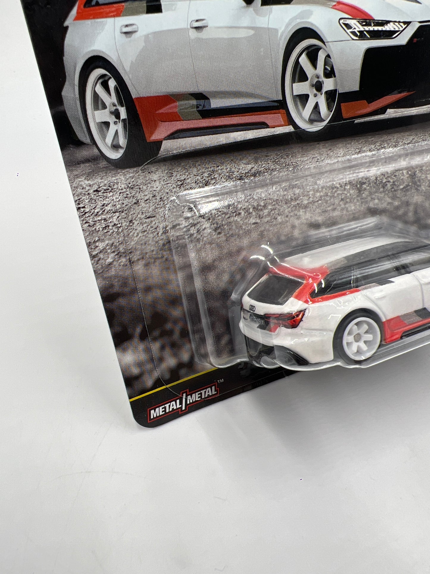 2025 Hot Wheels Car Culture Premium Fast Wagons #1 Audi RS 6 Avant White 260B