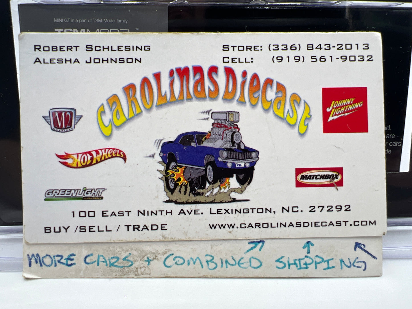 Mini GT #991 Bentley Flying Spur Orange Flame/Onyx