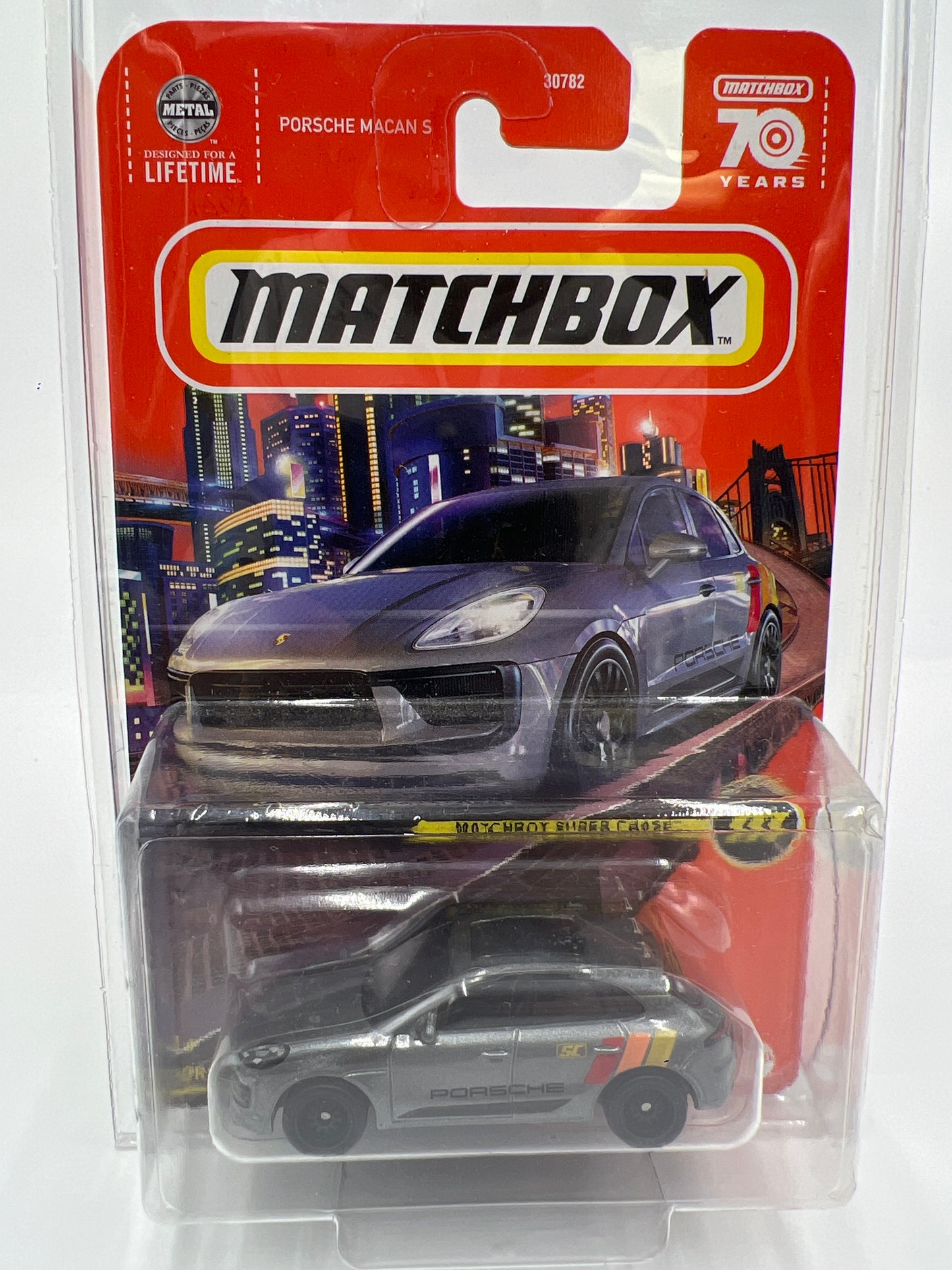Matchbox Super Chase Porsche Macan S Gray W/Protector