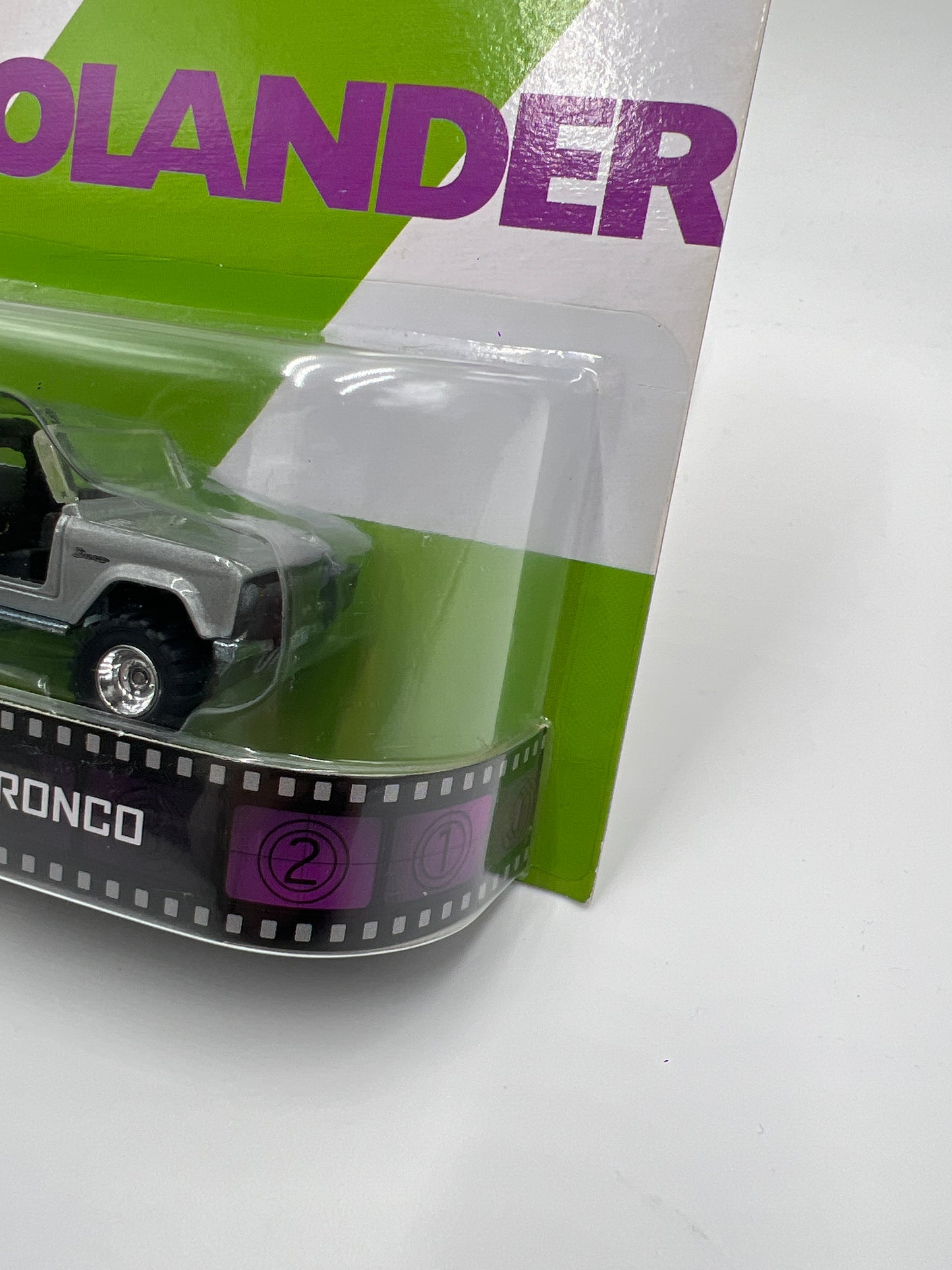 Hot Wheels Retro Entertainment Zoolander 67 Ford Bronco Silver 243E