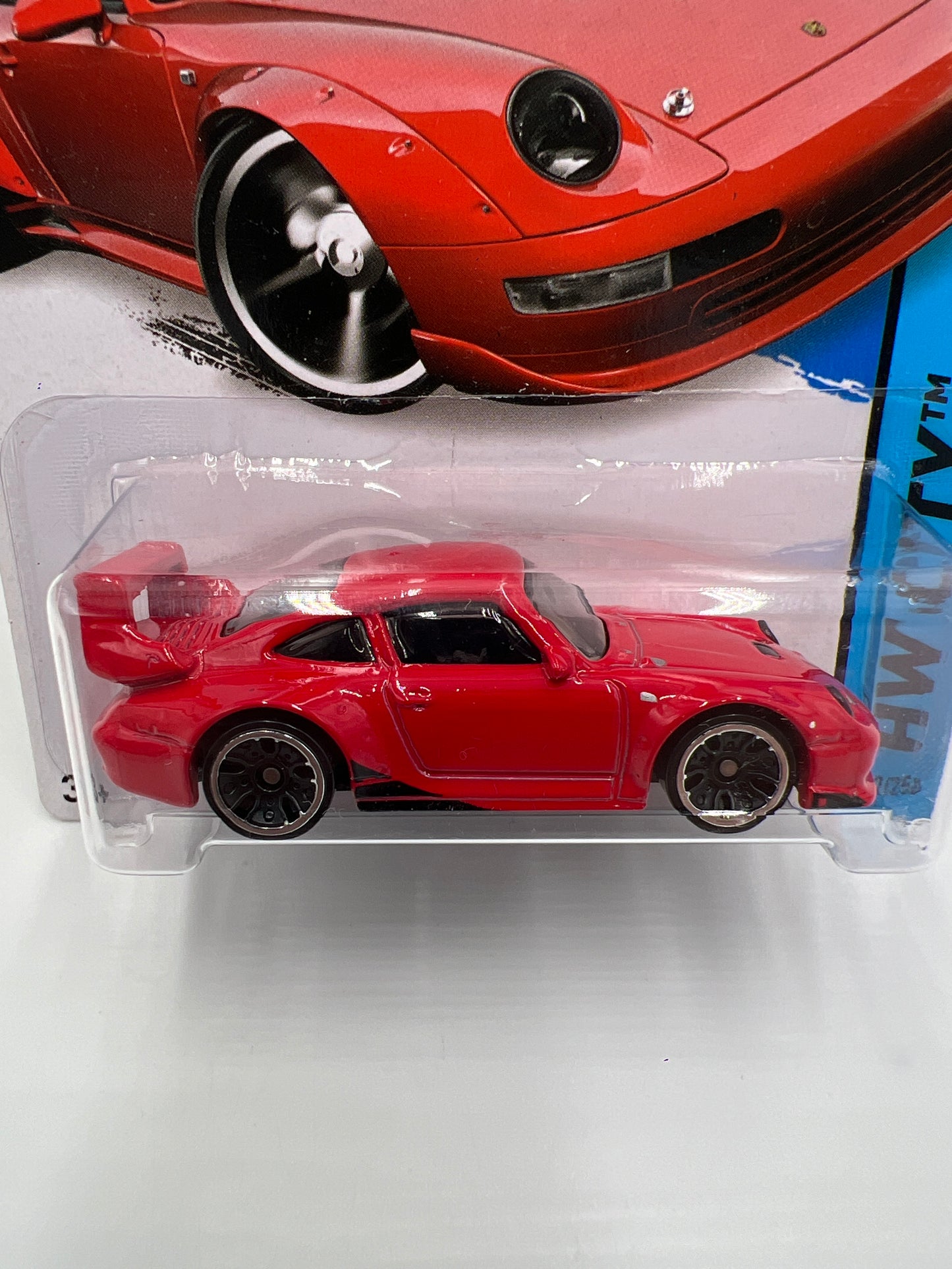 2014 Hot Wheels HW City #27 Porsche 993 GT2 Red 98B