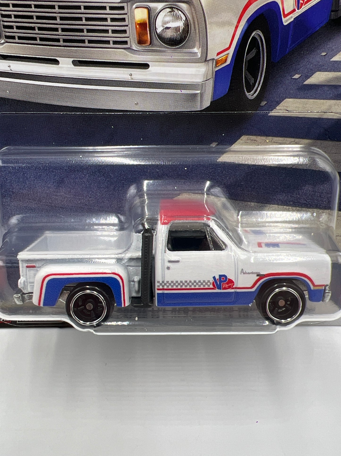 Hot Wheels Premium Boulevard #145 1978 Dodge Lil Red Express Truck VP Racing 262E