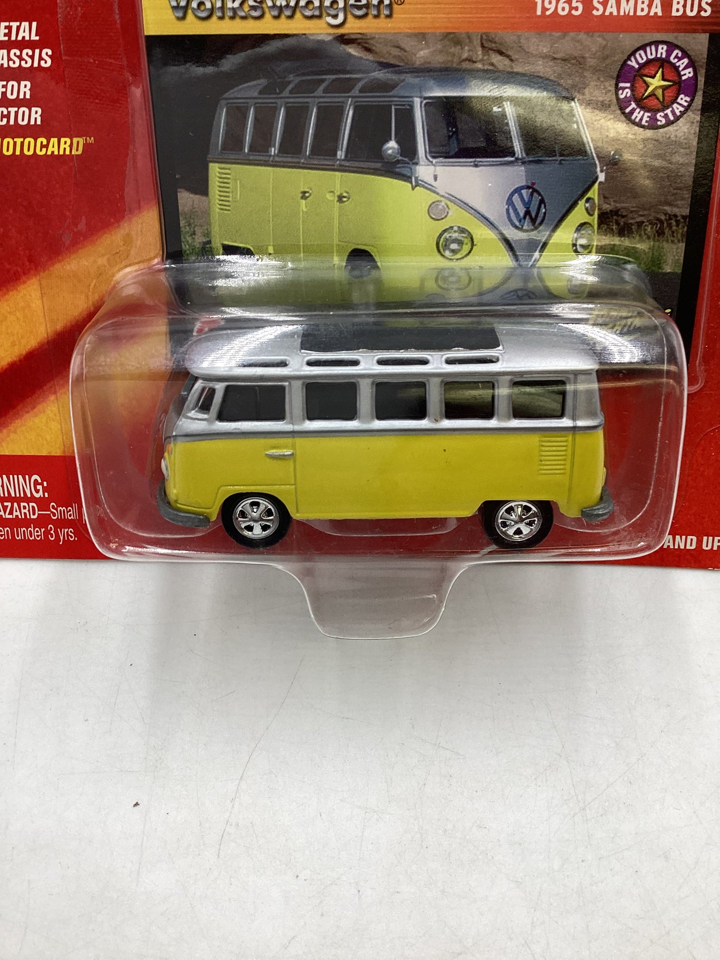 Johnny Lightning Volkswagen Series 1965 Samba Bus Yellow/Silver 218B