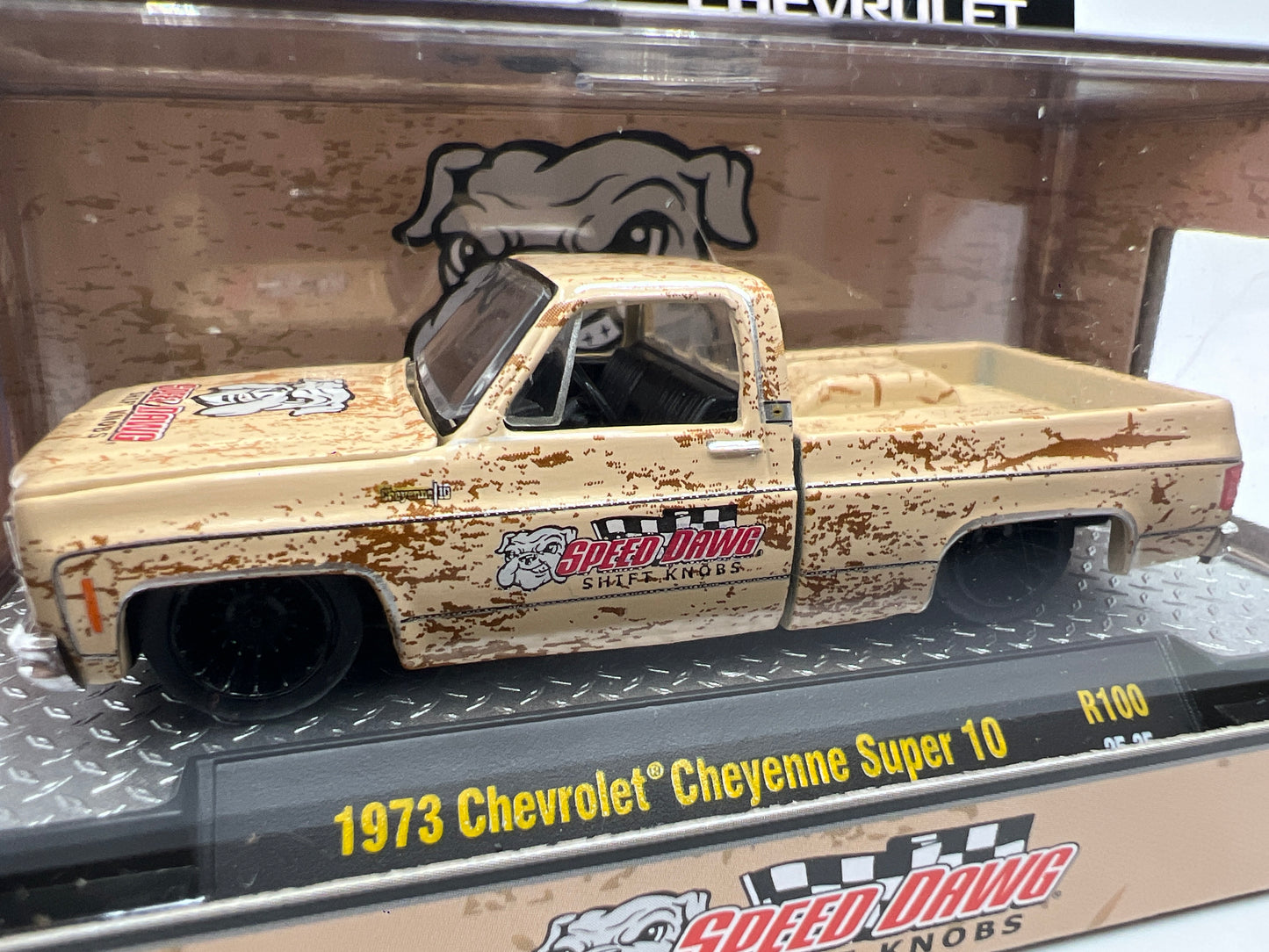 2025 M2 Machines Auto-Thentics 1973 Chevrolet Cheyenne Super 10 Speed Dawg R100