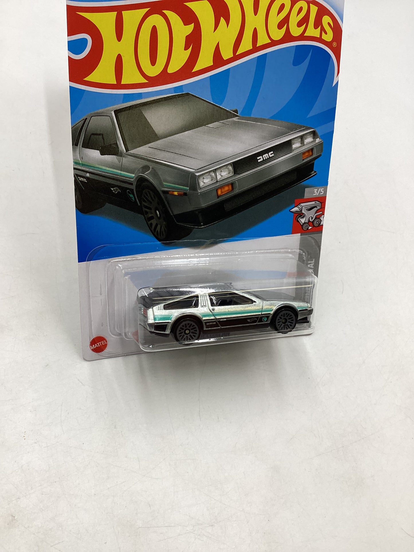 2024 Hot Wheels #236 DMC Delorean Treasure Hunt N Case 273C