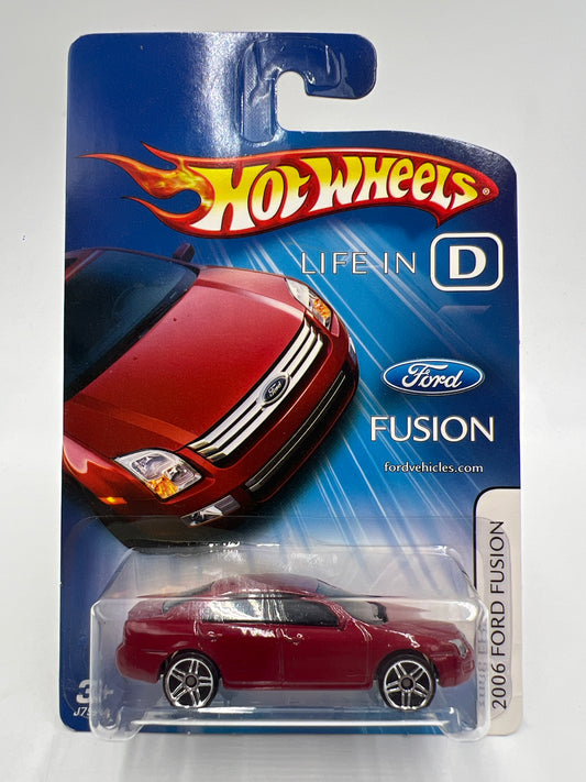 Hot Wheels Life In D Ford Dealer Promo 2006 Ford Fusion Red W/Protector