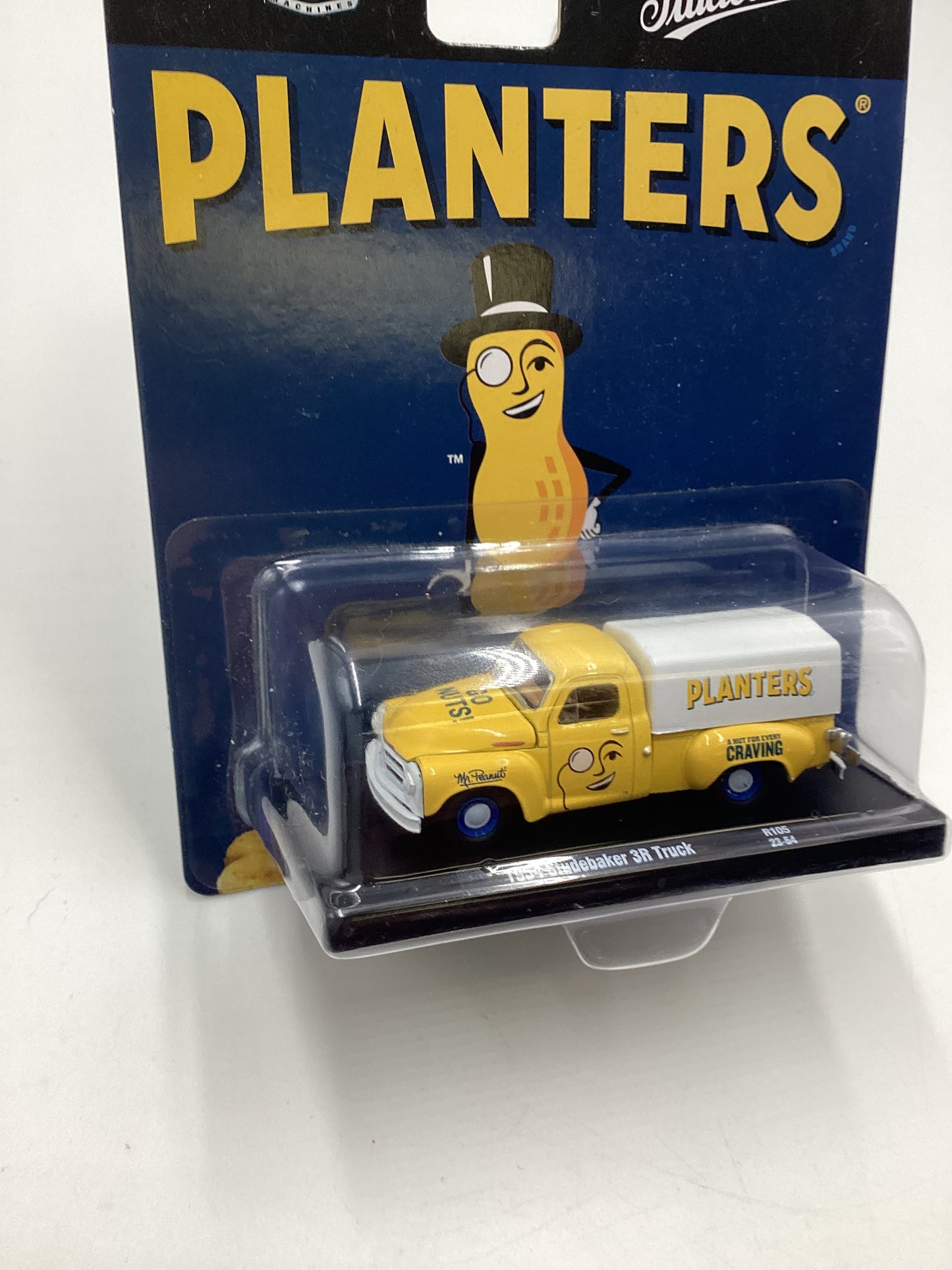 M2 Machines Auto Driver Planters 1954 Studebaker 3R Truck Yellow R105 188R