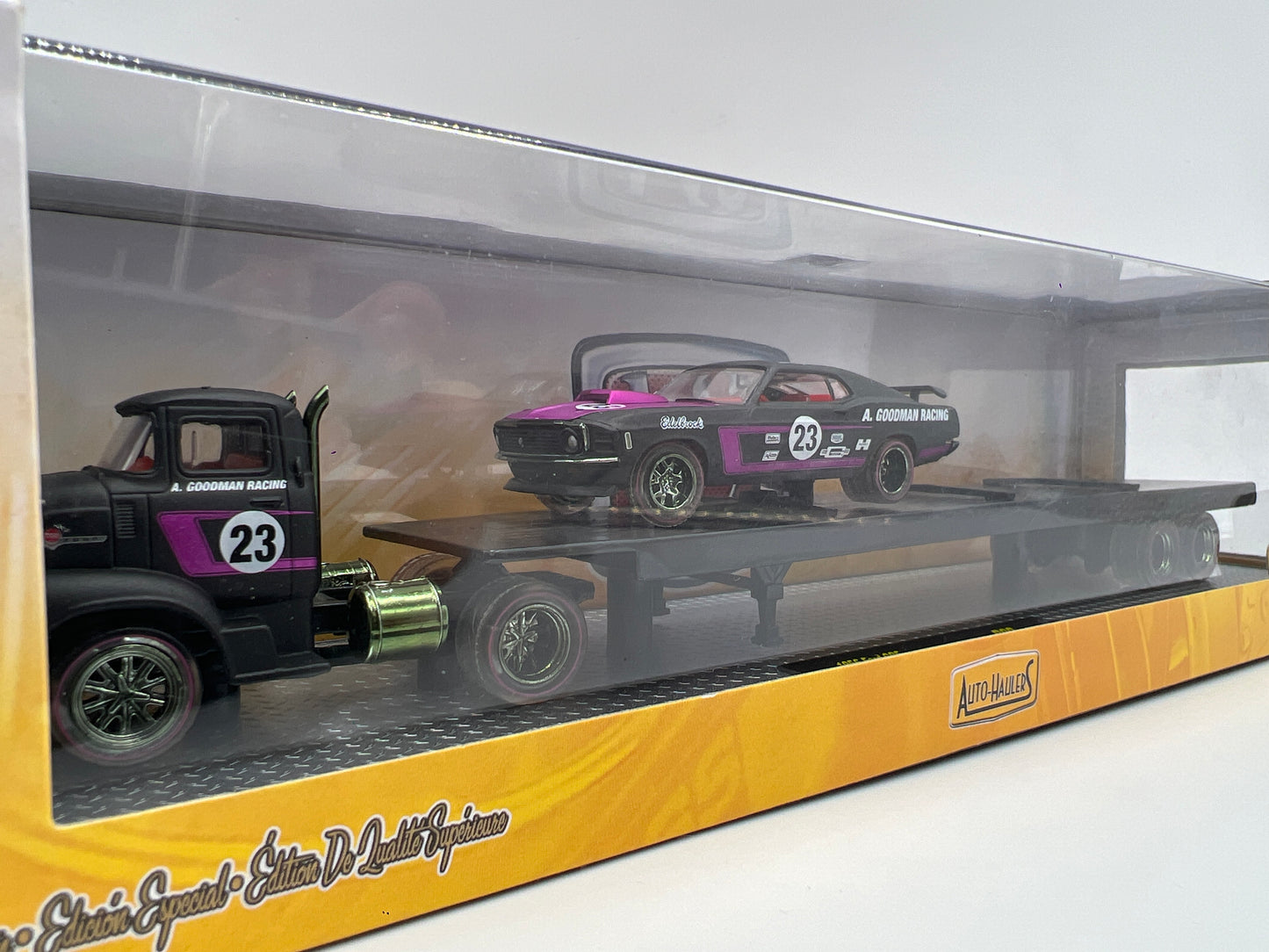 M2 Machines Auto Haulers CHASE 1956 Ford COE & 1970 Ford Mustang R20 VHTF