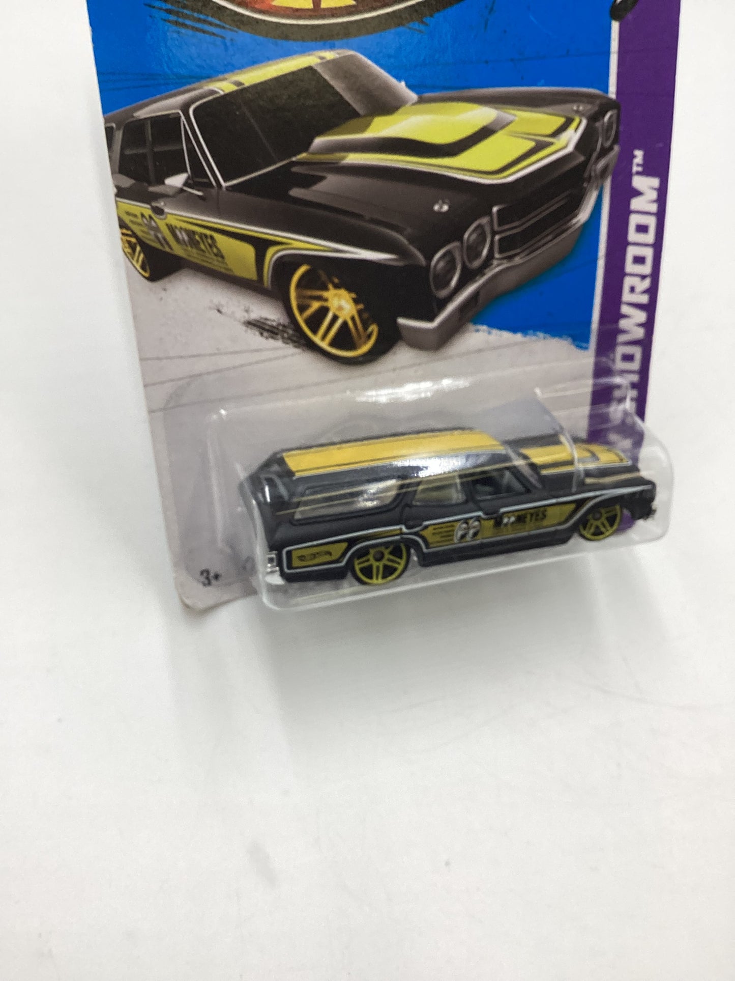 2013 Hot wheels HW Showroom #248 70 Chevelle SS Wagon Mooneyes Black Card Not Perfect 13D