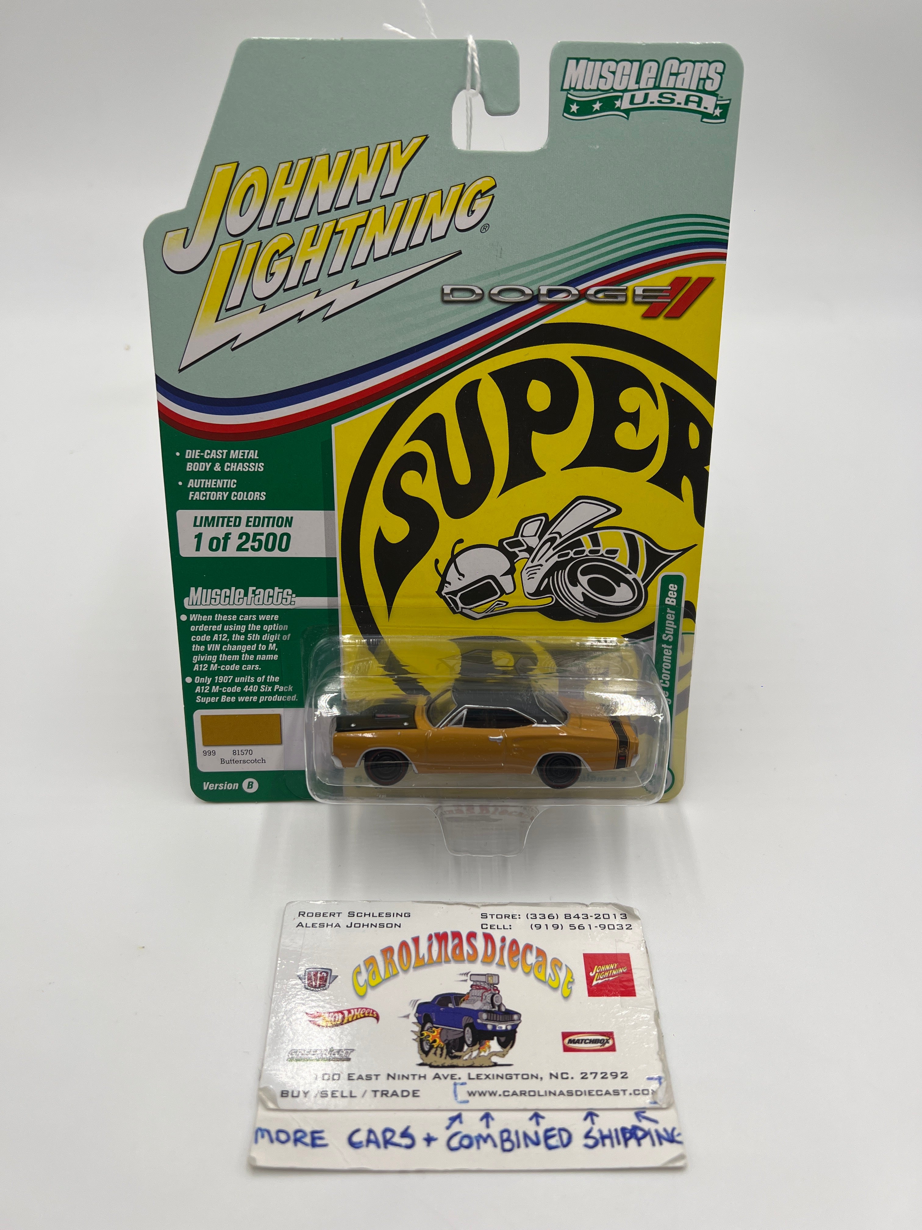 Johnny Lightning Muscle Cars U.S.A Release 1 Version B 1969 1 2 Dodge carolinasdiecast