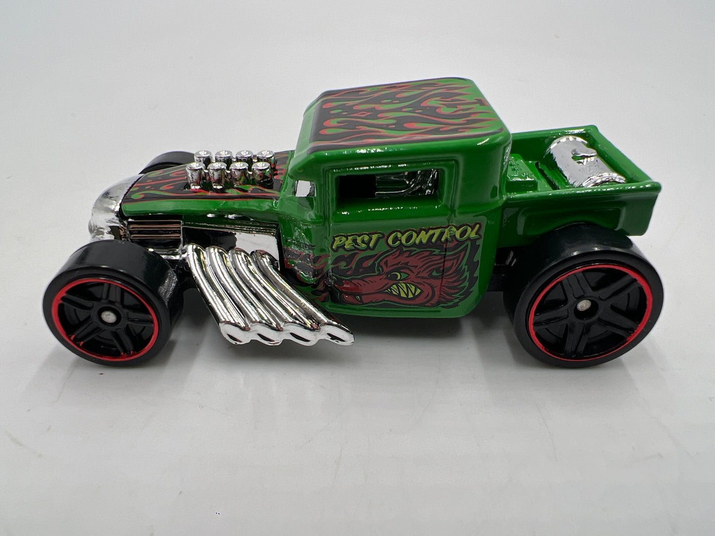 2018 Hot Wheels Mystery Models Series 4 #1 Chase Bone Shaker Green