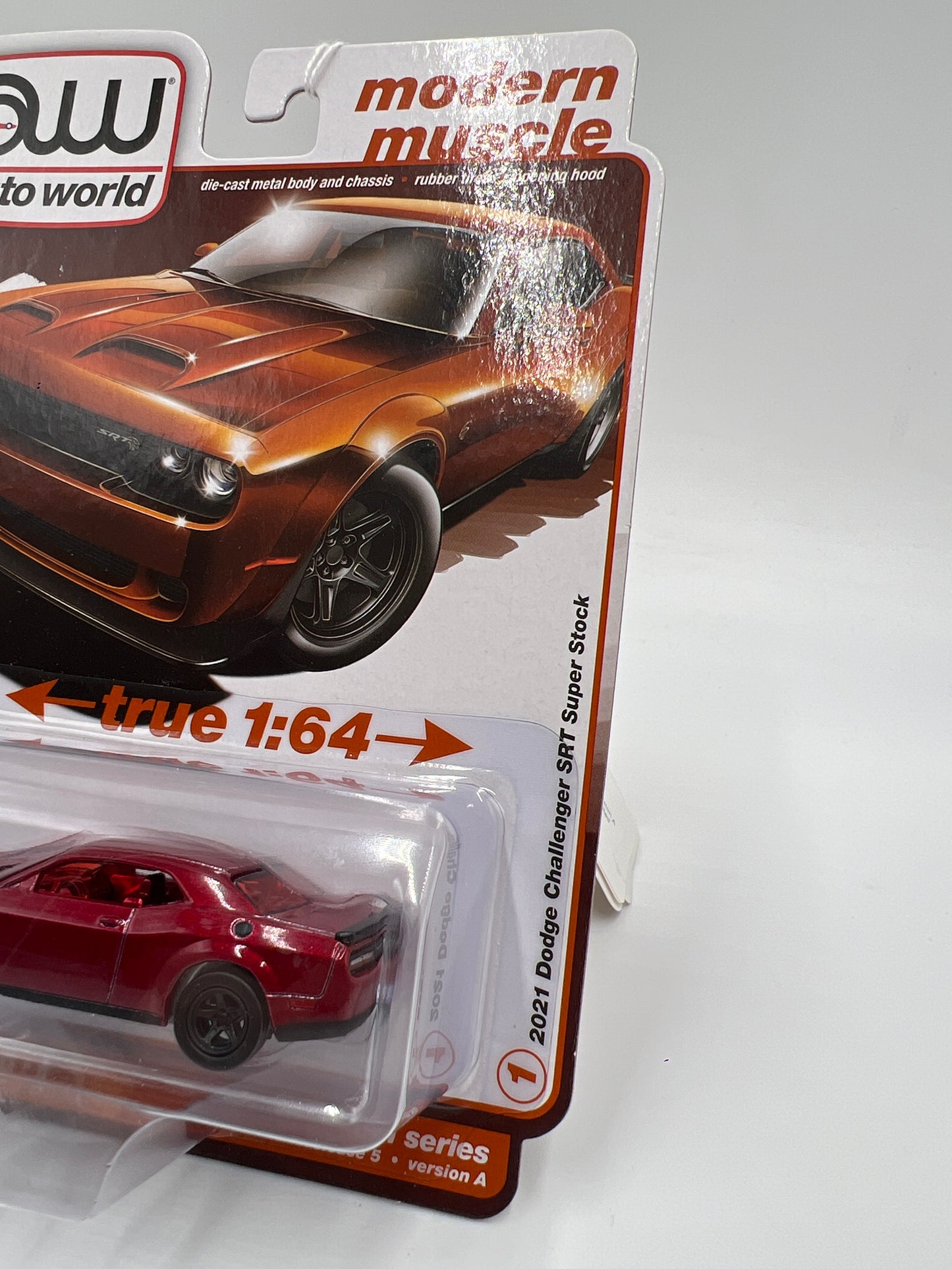 Auto World Modern Muscle Release 5 Version A CHASE 2021 Dodge Challenger SRT Super Stock Red Ultra Red