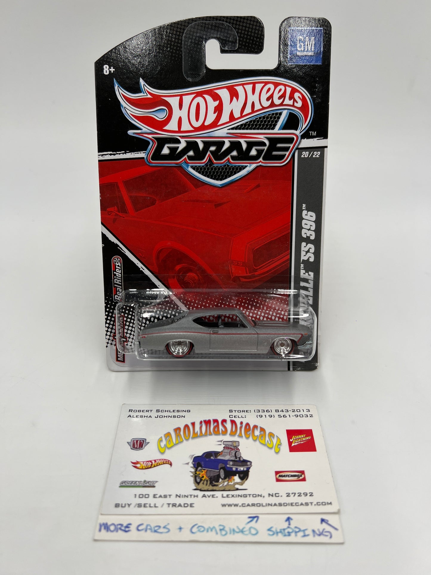 Hot Wheels Premium Garage Series #20 69 Chevelle SS 396 Silver W/Protector