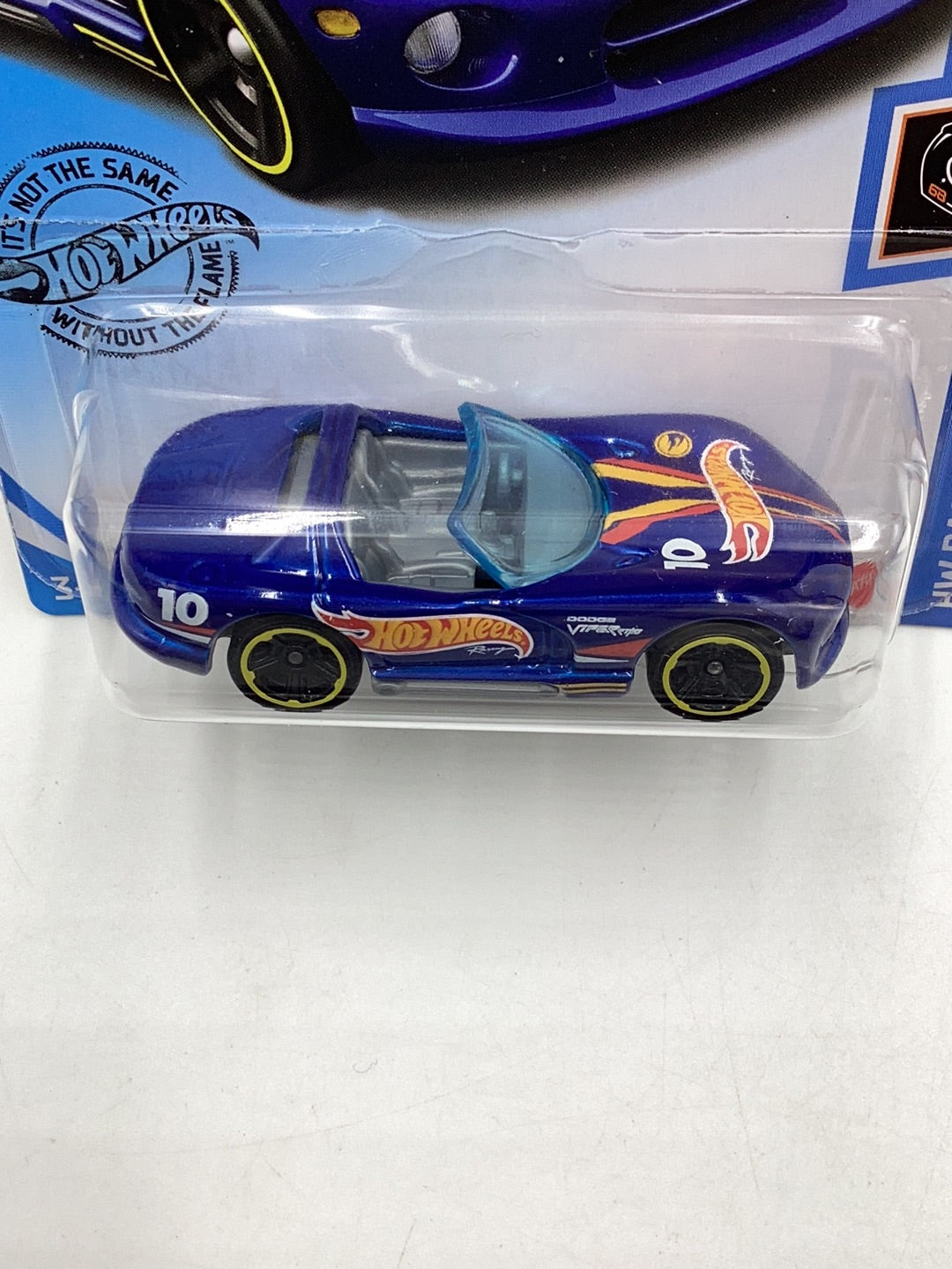 2020 HOT WHEELS treasure hunt #245 Dodge Viper RT/10 international card 63D