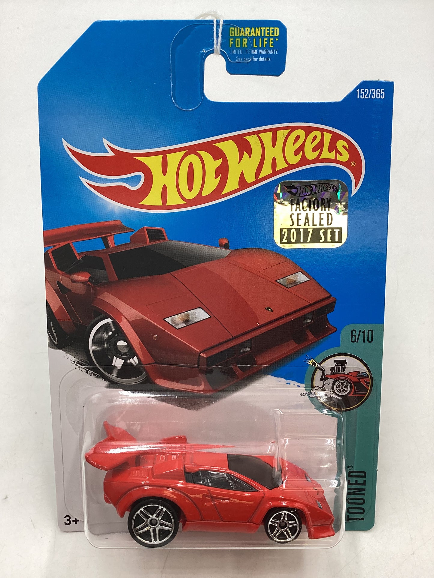 2017 Hot wheels Factory Sealed #152 Lamborghini Countach Red Tooned 102D