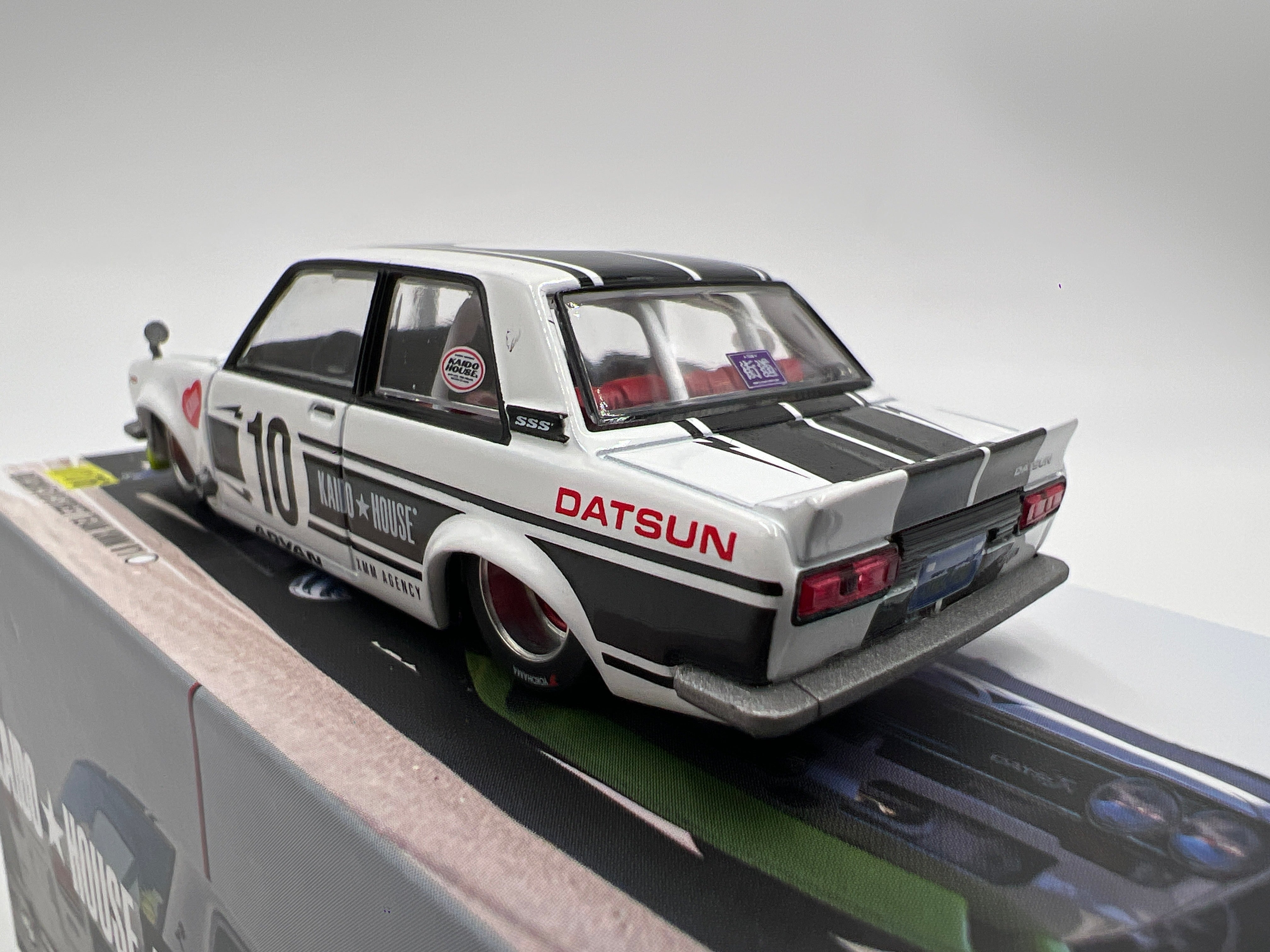 Mini GT Kaido House #176 Datsun 510 Street Team XMM V1