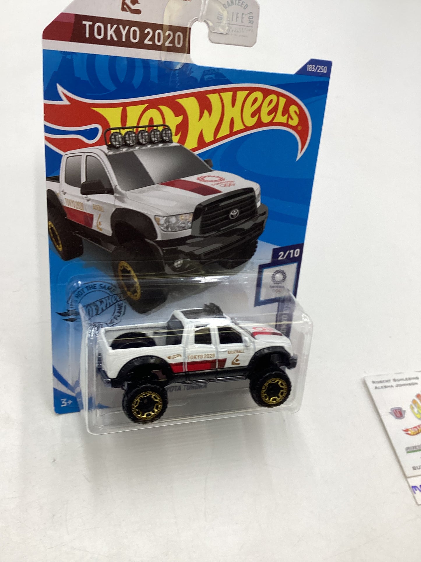 2020 Hot Wheels #183 White 10 Toyota Tundra 95C