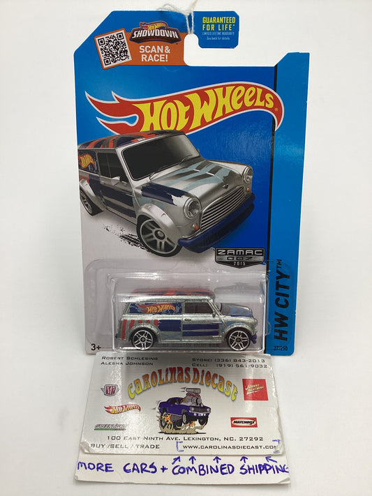 2015 Hot Wheels Zamac 007 #27 67 Austin Mini Van