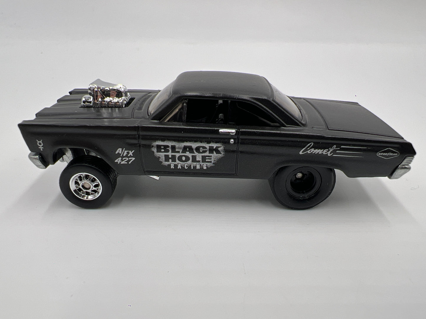 Hot Wheels 1/64 Premium Diorama Set 65 Mercury Comet Cyclone Matte Black Hole Loose